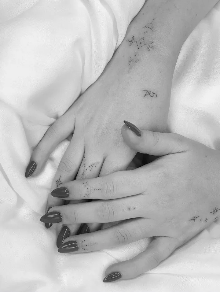 ✤ Delicate Hand Ornaments ✤

Thank you so much for the trust 🤍

NOW BOOKING APRIL + MAY + JUNE @_pranatattoo.com_ bondi beach // sydney 📣 To schedule an appointment or request a consultation, Message me and let&rsquo;s get chatting about your next 