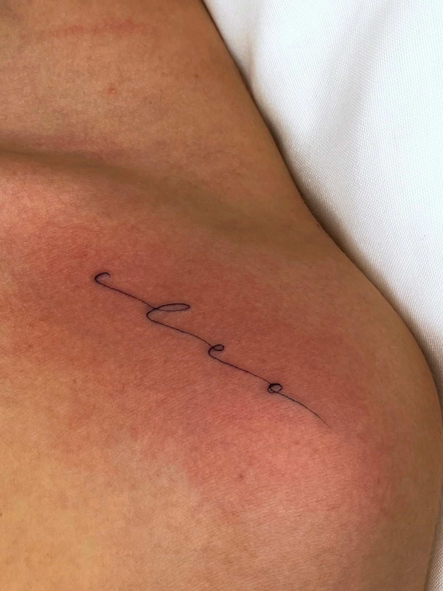 BOOKING @_pranatattoo.com_ bondi beach // sydney 📣 To schedule an appointment or request a consultation, comment TATTOO or message me and let&rsquo;s get chatting about your next beautiful tattoo xx

Fine line tattoo Sydney
Spiritual Tattoos
