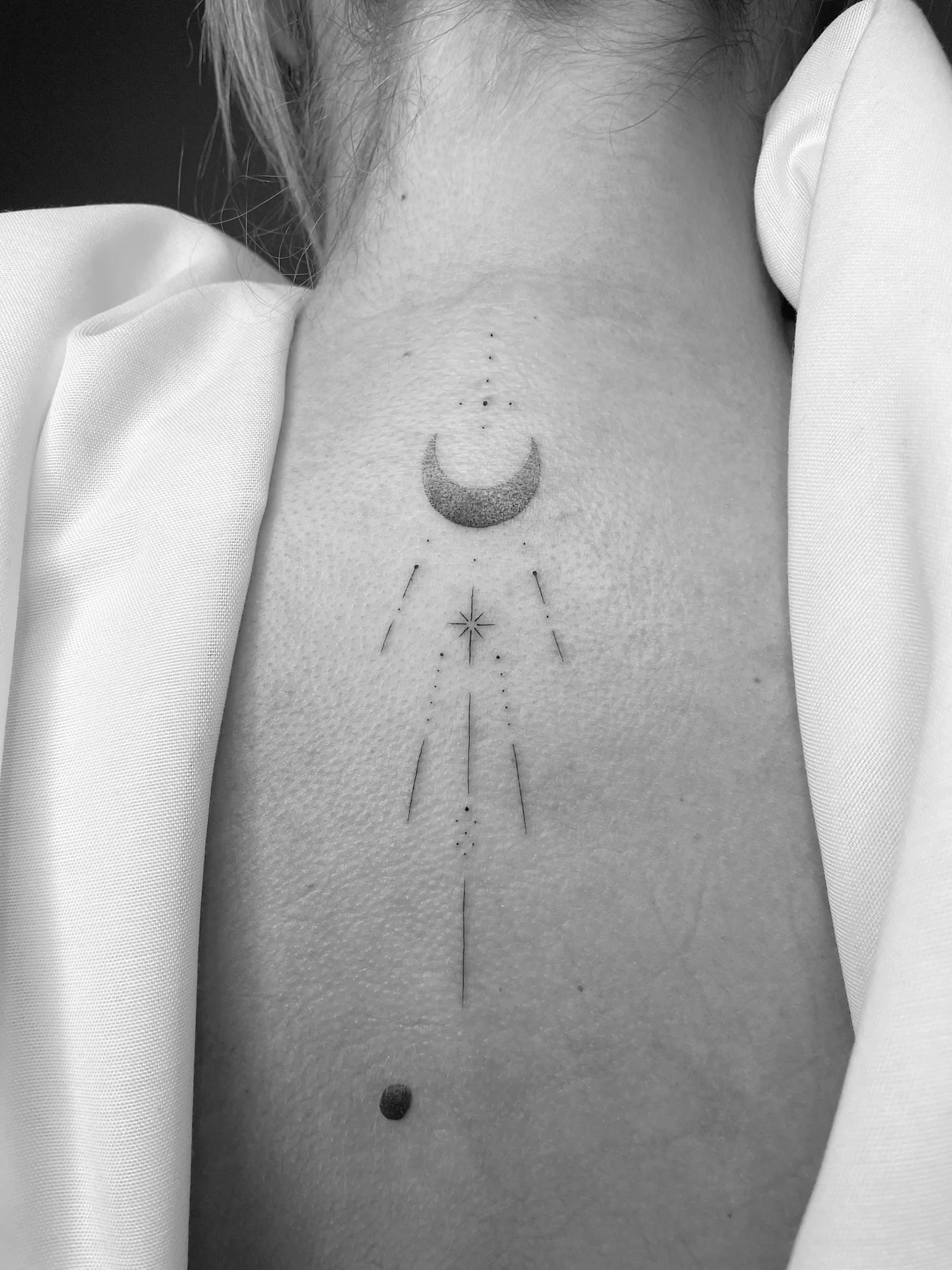 BOOKING @_pranatattoo.com_ bondi beach // sydney 📣 To schedule an appointment or request a consultation, comment TATTOO or message me and let&rsquo;s get chatting about your next beautiful tattoo xx

Fine line tattoo Sydney
Spiritual Tattoos