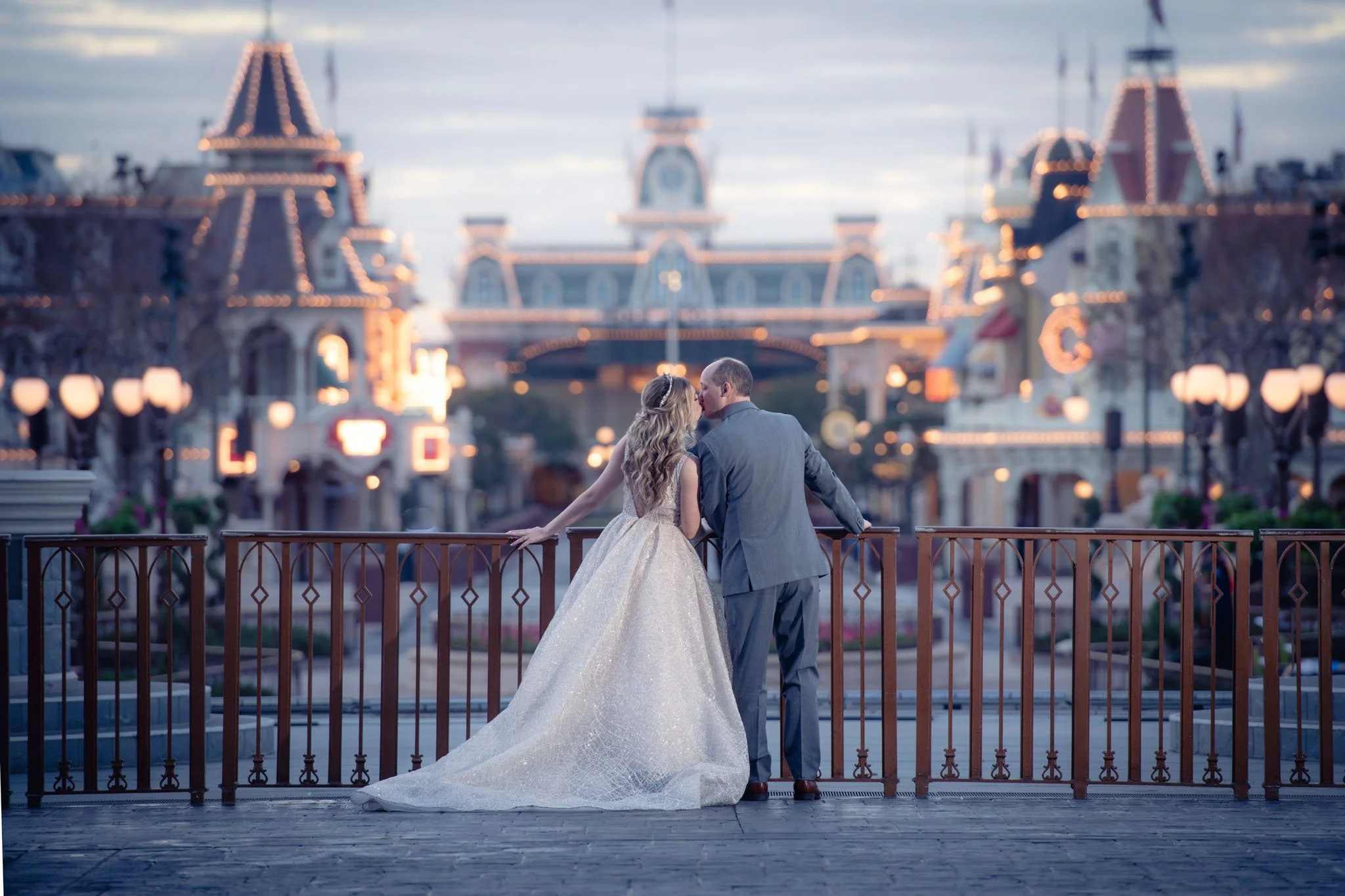 DeShawna Willis_League-Harvey-01-27-25-7295Magic Kingdom main street.jpg