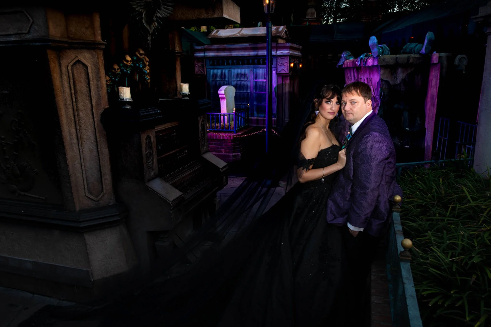 856_2253Magic Kingdom haunted mansion.jpg