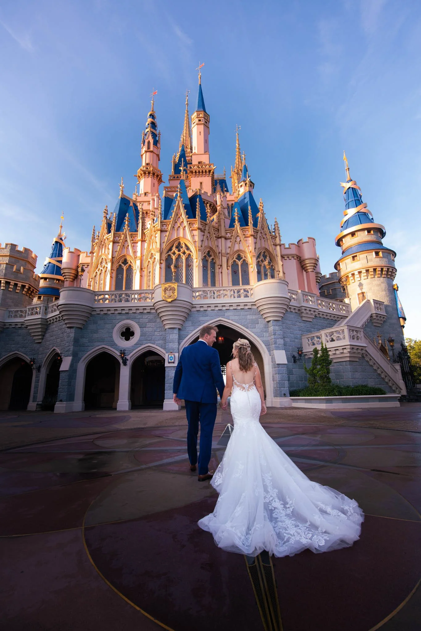 856_9066_593390622 2Magic Kingdom  Cinderella's Castle.jpg