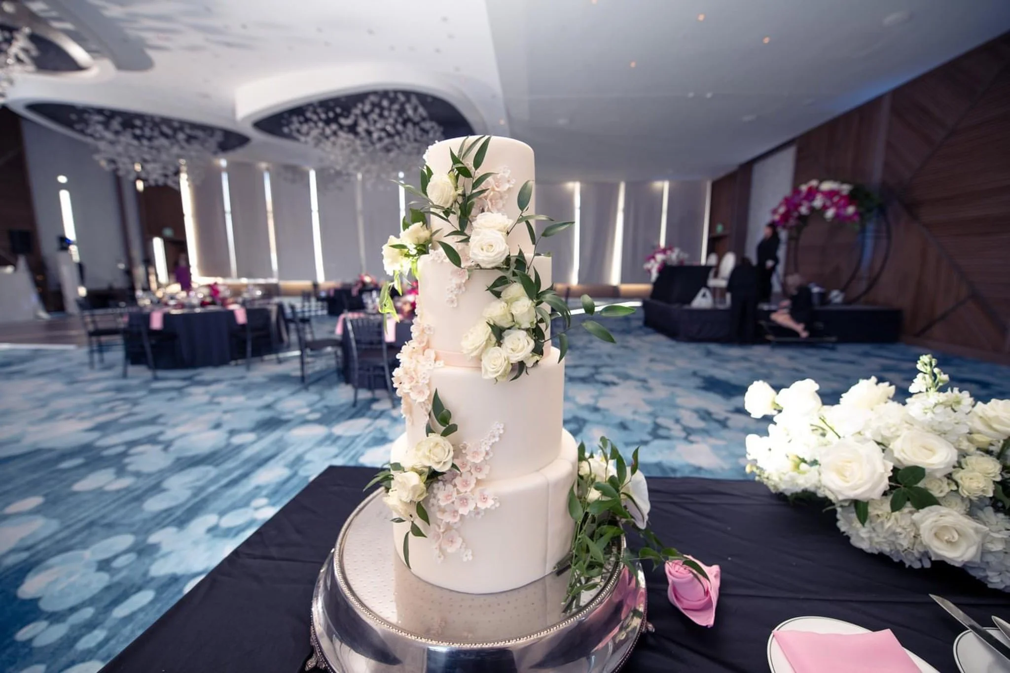 IMG_3085Swan and Dolphin.jpg