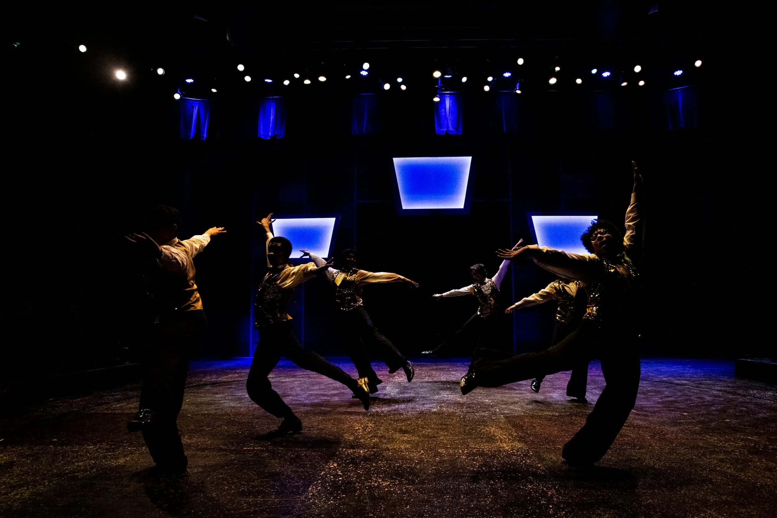 BU48540_111121 9 to 5 AJR0053.jpg