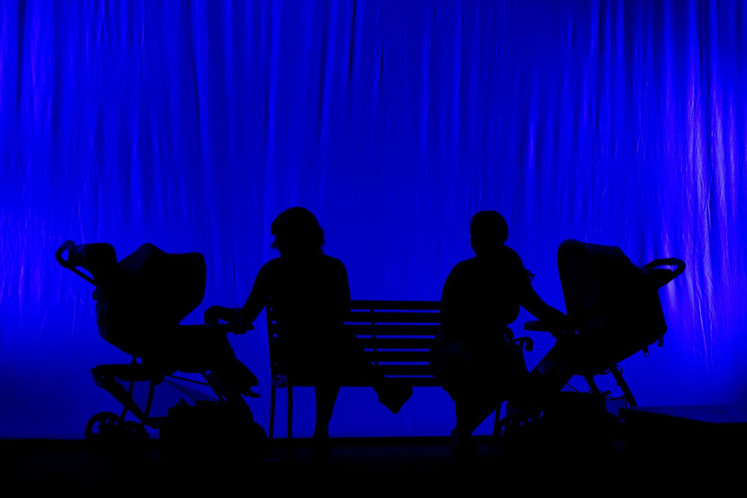 BU47019_091621 Living Out AJR0060.jpg