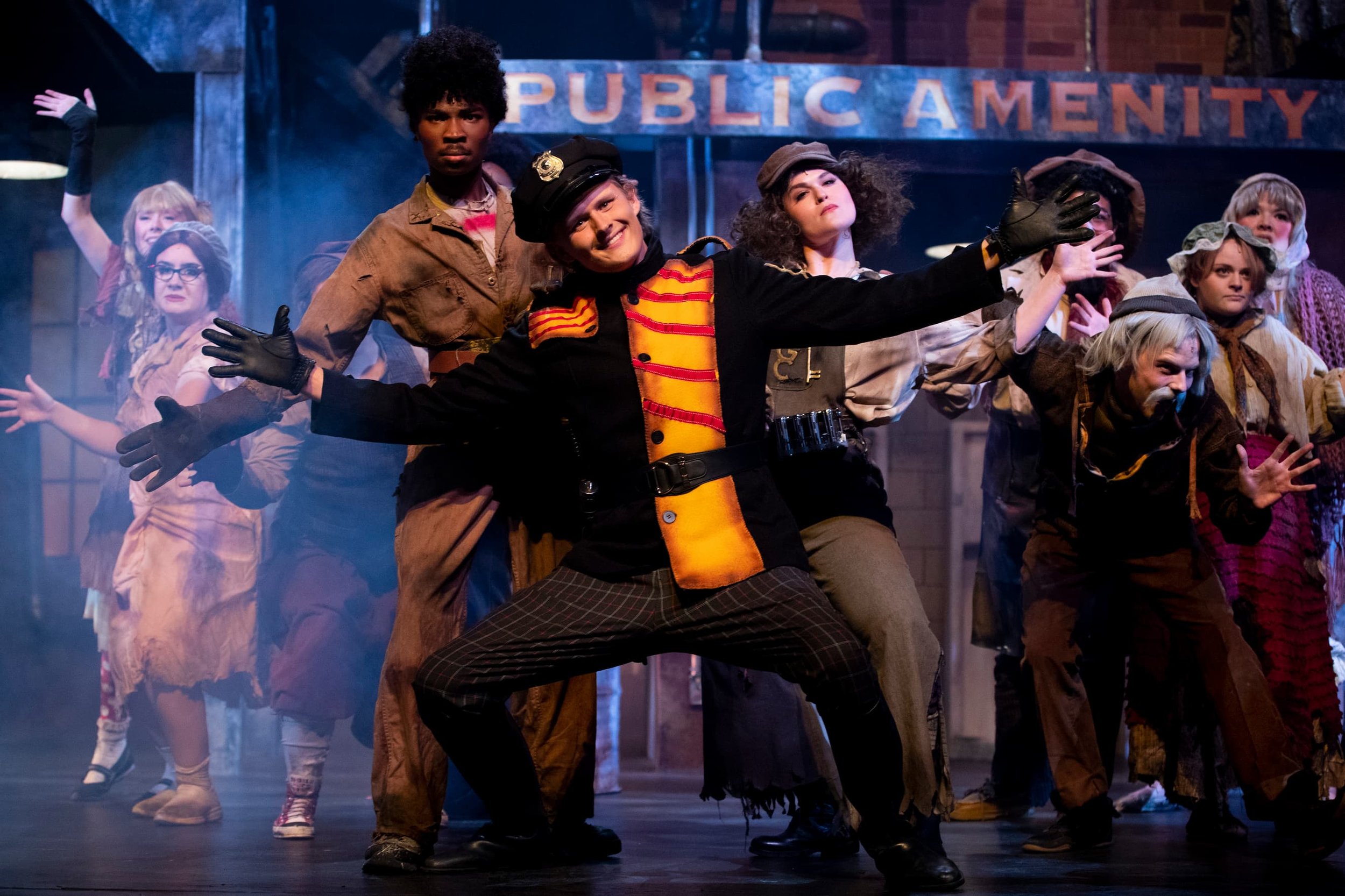 BU57321_111022 Urinetown AJR0062.jpg