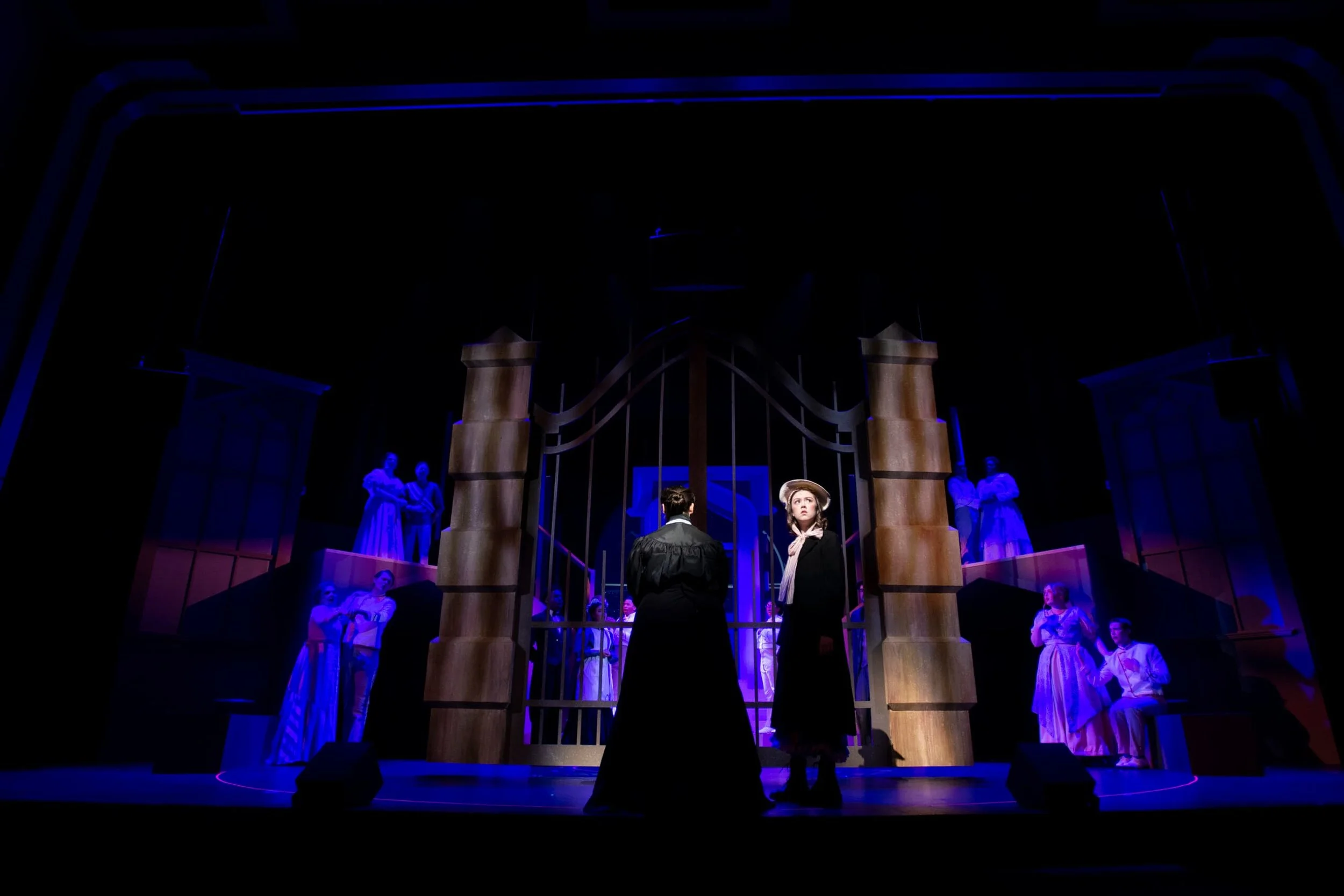 BU53049_040422 Secret Garden AJR0010.jpg