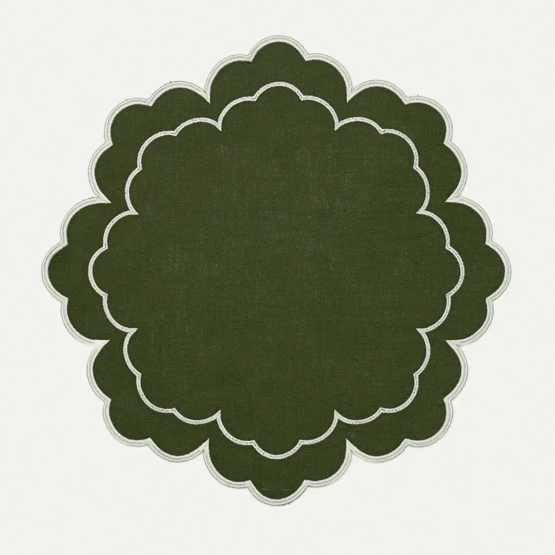 Iris green wavy placemats with white border - set of 6