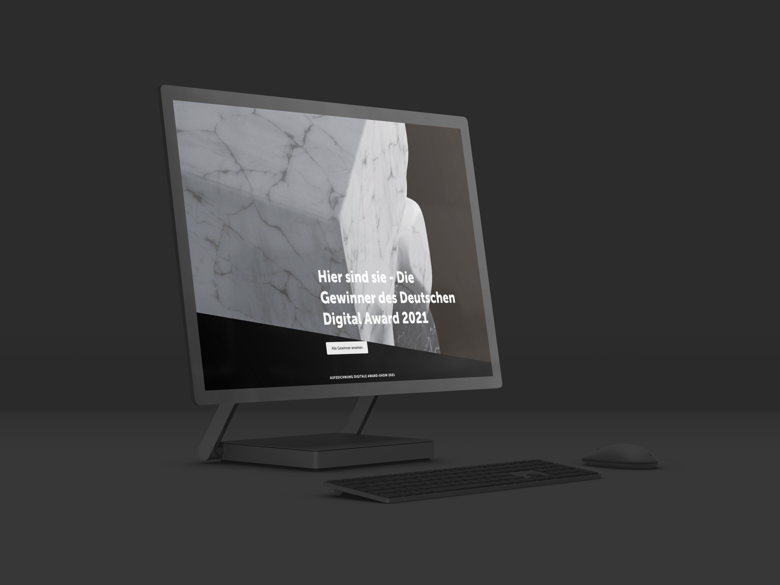 Computerbildschirm zeigt eine Präsentation mit dem Text "Hier sind sie - Die Gewinner des Deutschen Digital Award 2021" auf einem schwarzen Hintergrund.