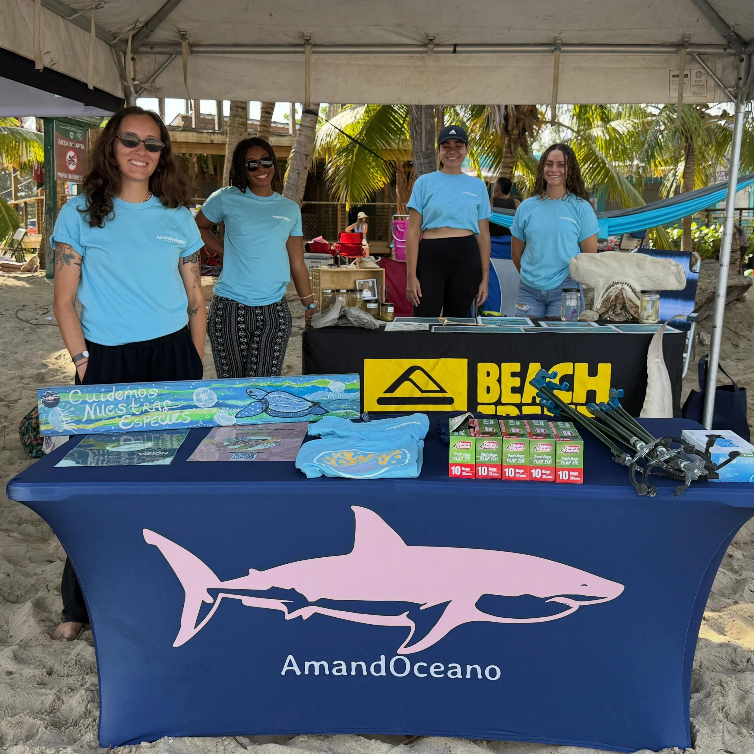 &iexcl;Uno de nuestros eventos favoritos del a&ntilde;o! 

@chicas.almar vino a representar e inspirar 🏄&zwj;♀️ y nos sentimos mega honradxs de ser parte de esta iniciativa. 

&iquest;Sab&iacute;as que al participar de este evento est&aacute;s apoya