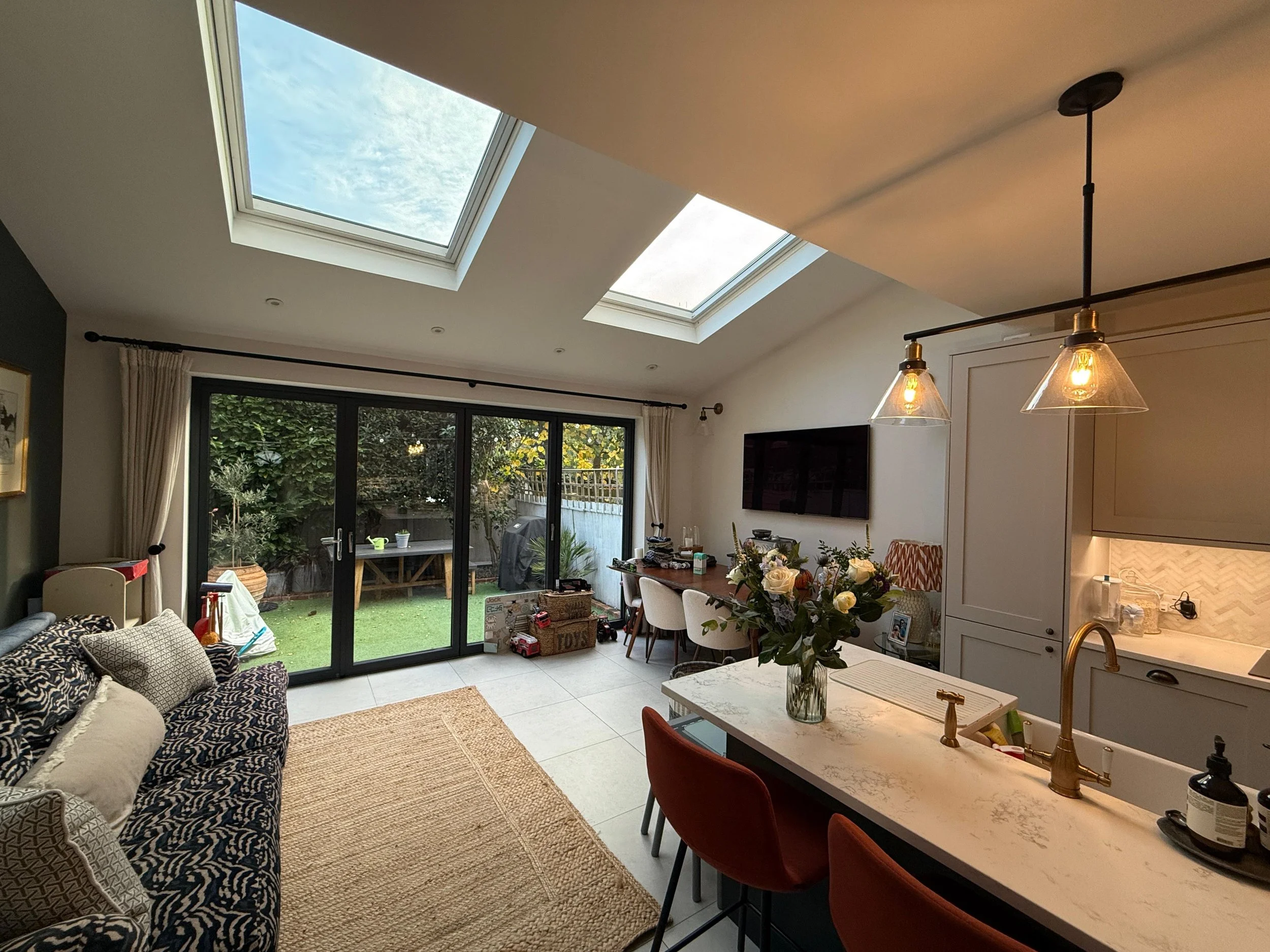 2021 Strathville Rd SW18 - Kitchen  at 18.09.50.jpeg