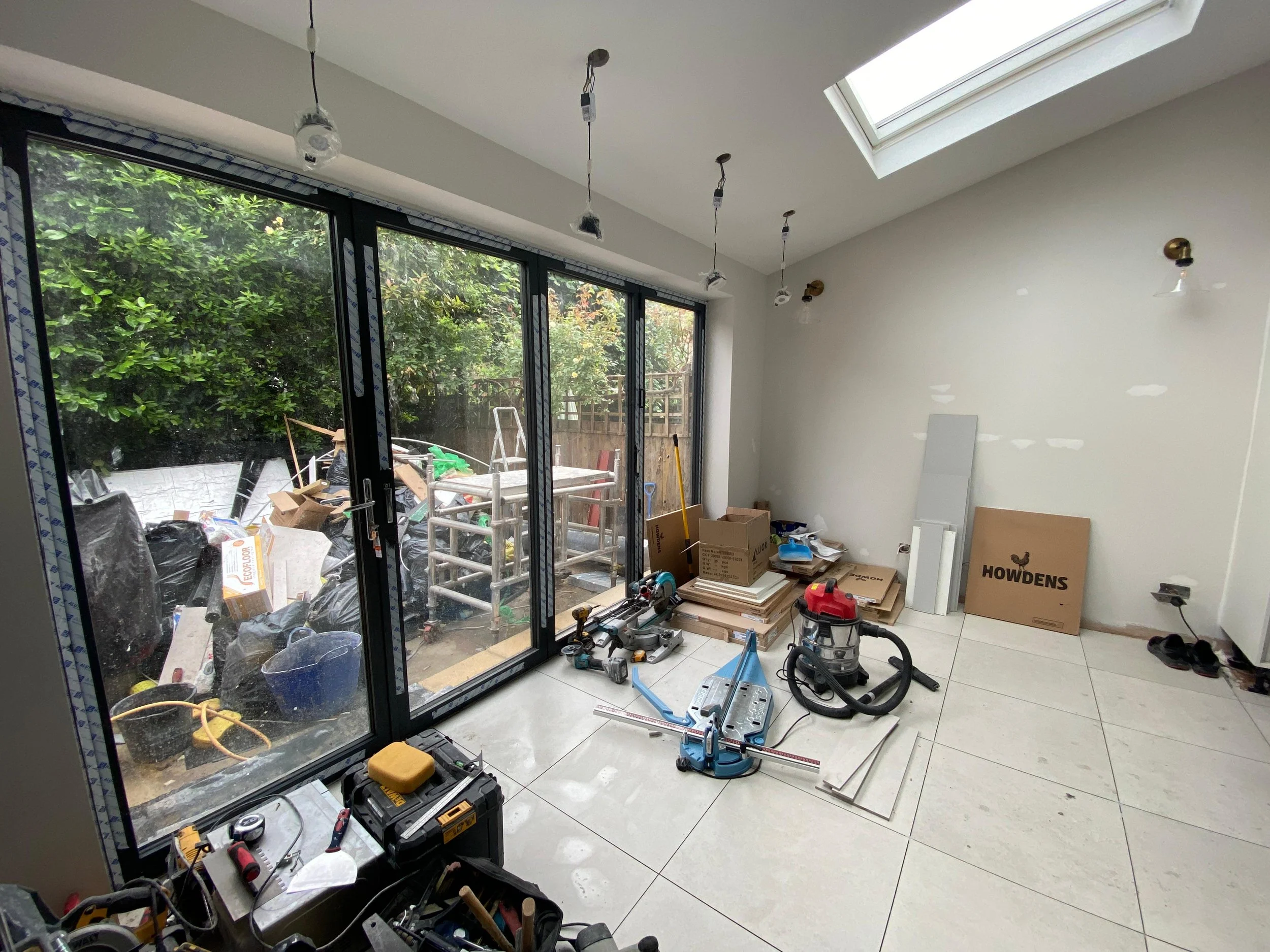 2021 Strathville Rd SW18 - Kitchen  at 18.09.51 (7).jpeg