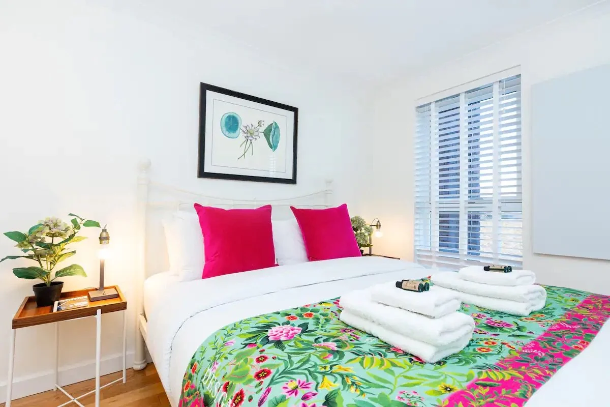 2023 18 Nevill Court Bed 1-1.jpeg