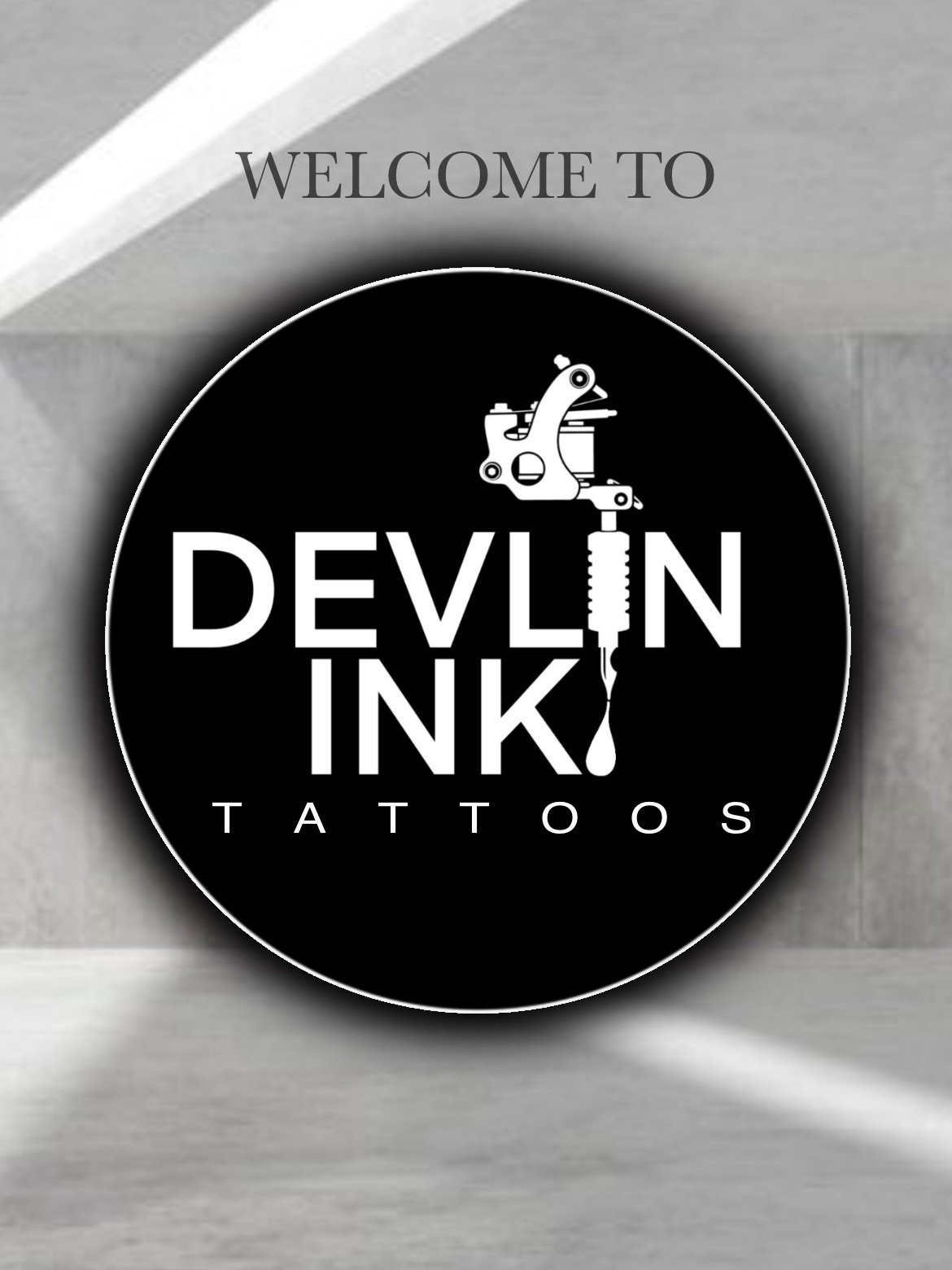 COLCHESTER! WELCOME TO DEVLIN INK. 
Come on through to meet your artists and studio owners Harry and Vicky and the two therapy pooches Lily and Nala🐾
Bringing nothing but a great atmosphere, good laughs, chill vibes, banging tunes and some of the be