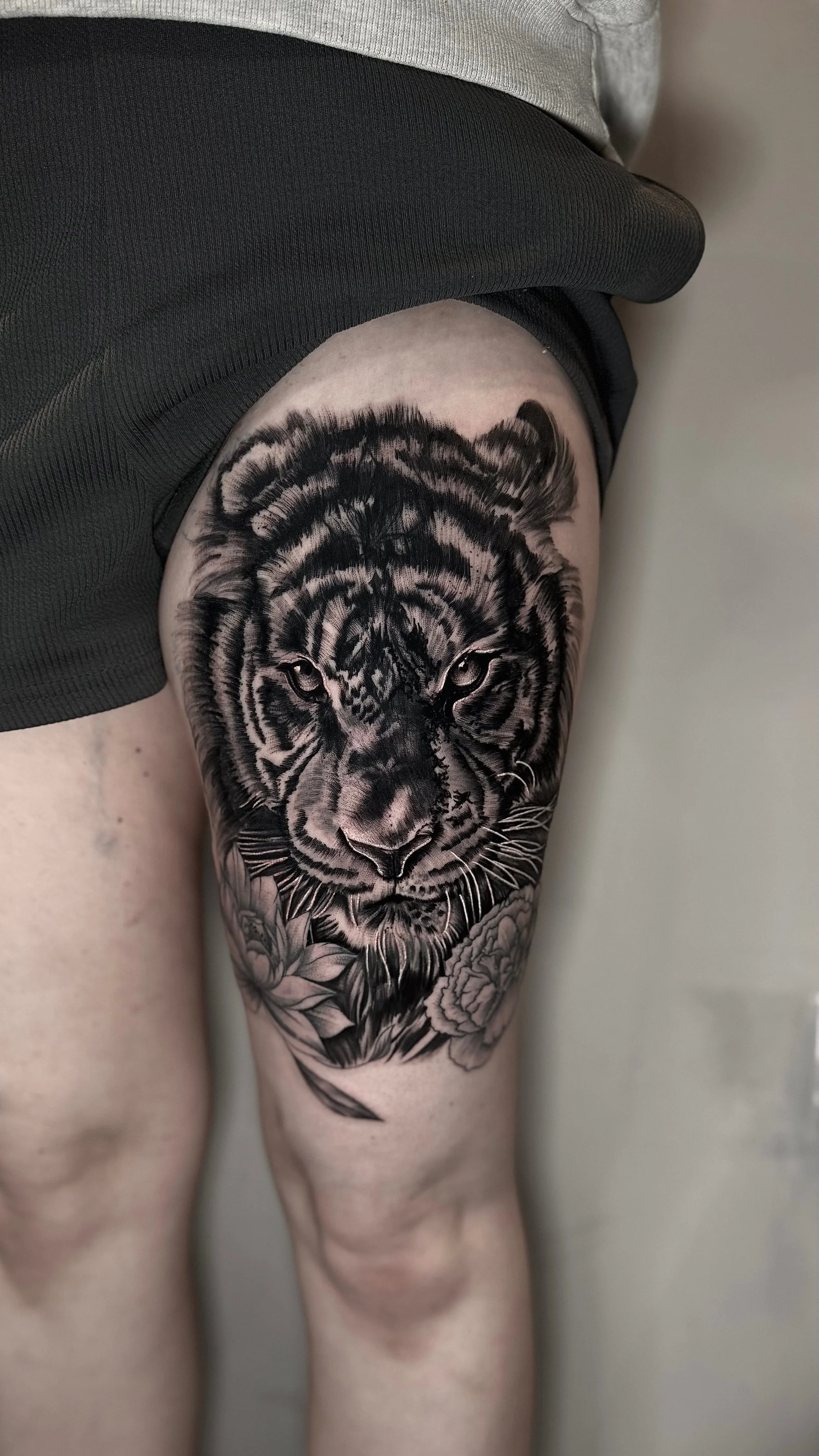 tiger realism tattoo devlin ink.jpg