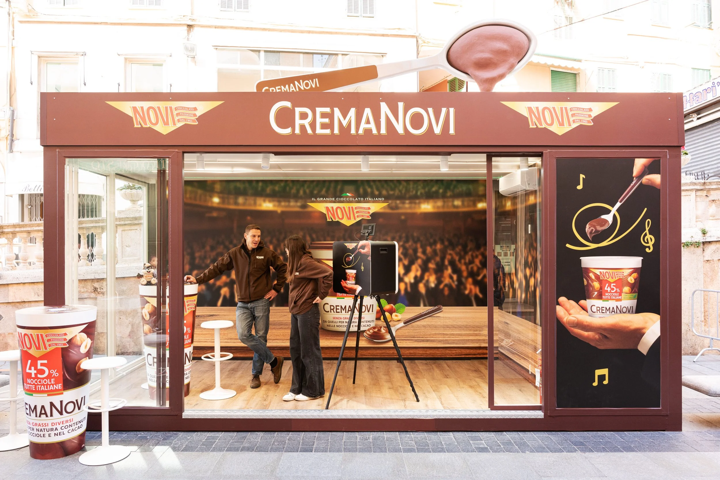 Sanremo 2025: Il Successo del Photo Booth Novi tra Engagement e Innovazione Tech
