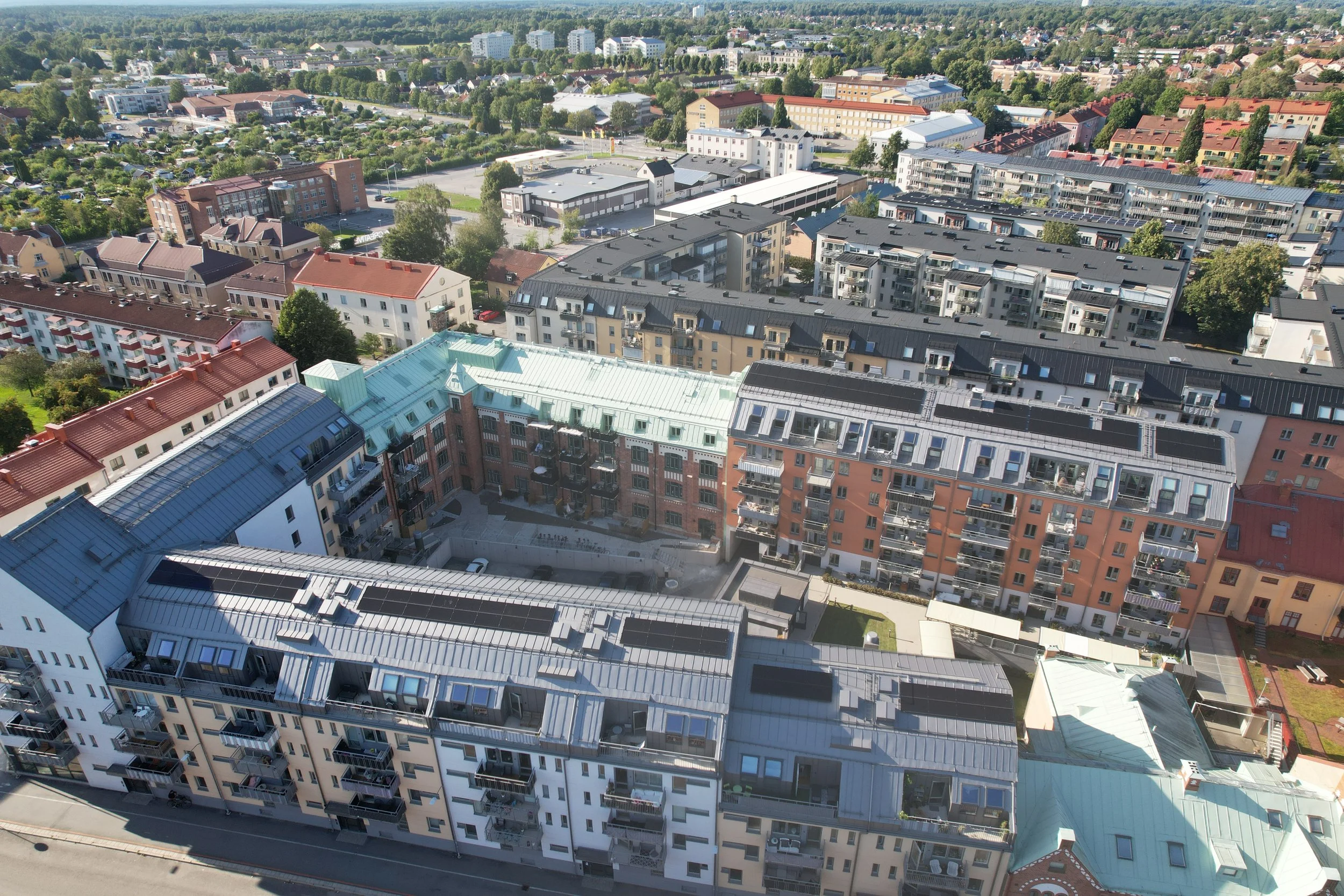 Hagagatan 28-30, Folkungagatan 8, Rostagatan 3-7