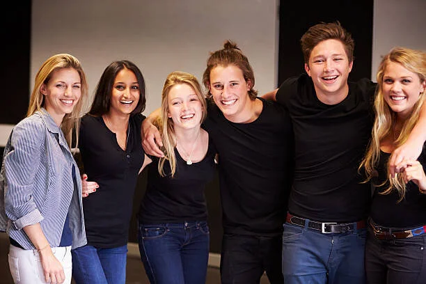 Teenagers in Acting Class
