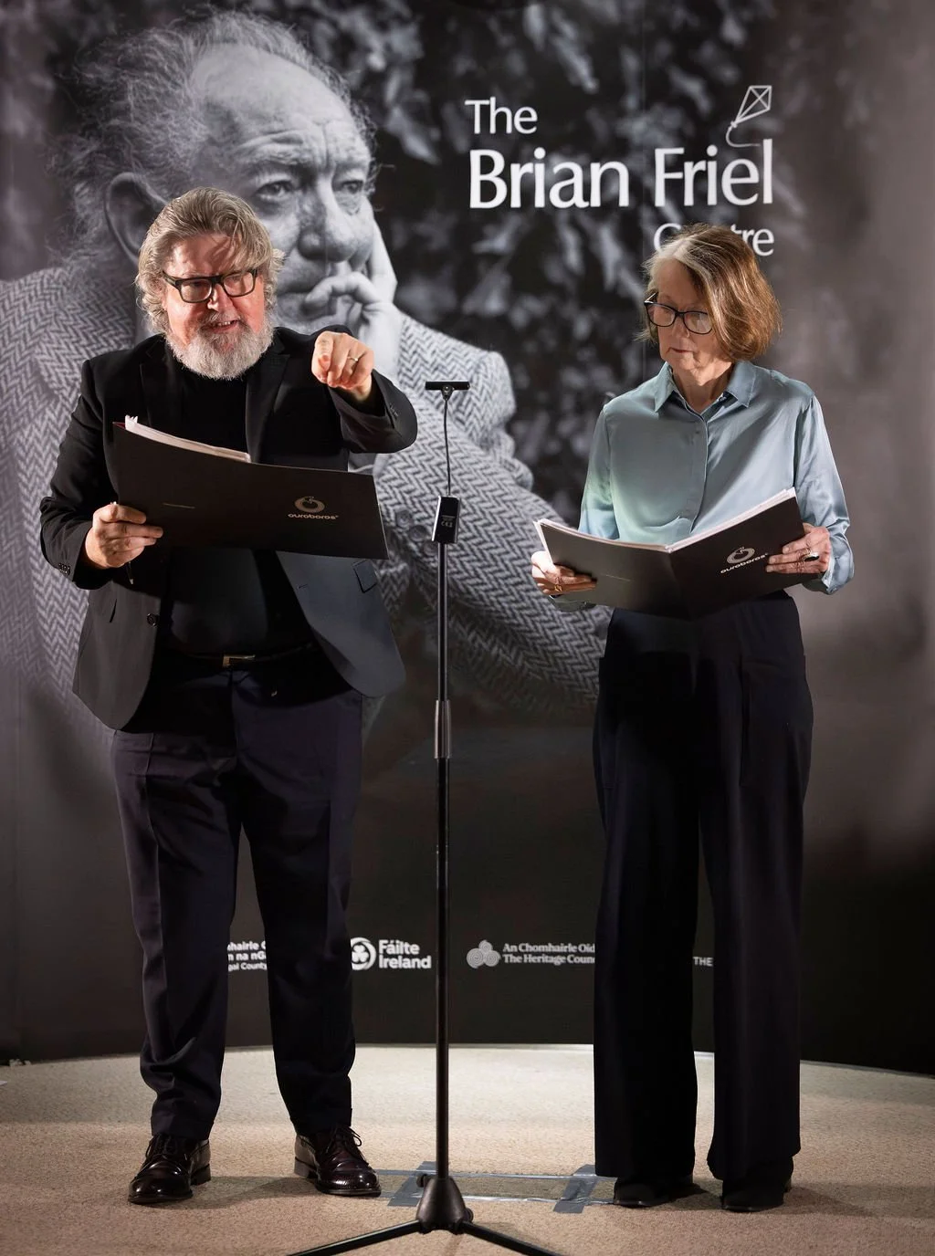 031025BRIANFRIELPLAYGLENTIES53.JPG
