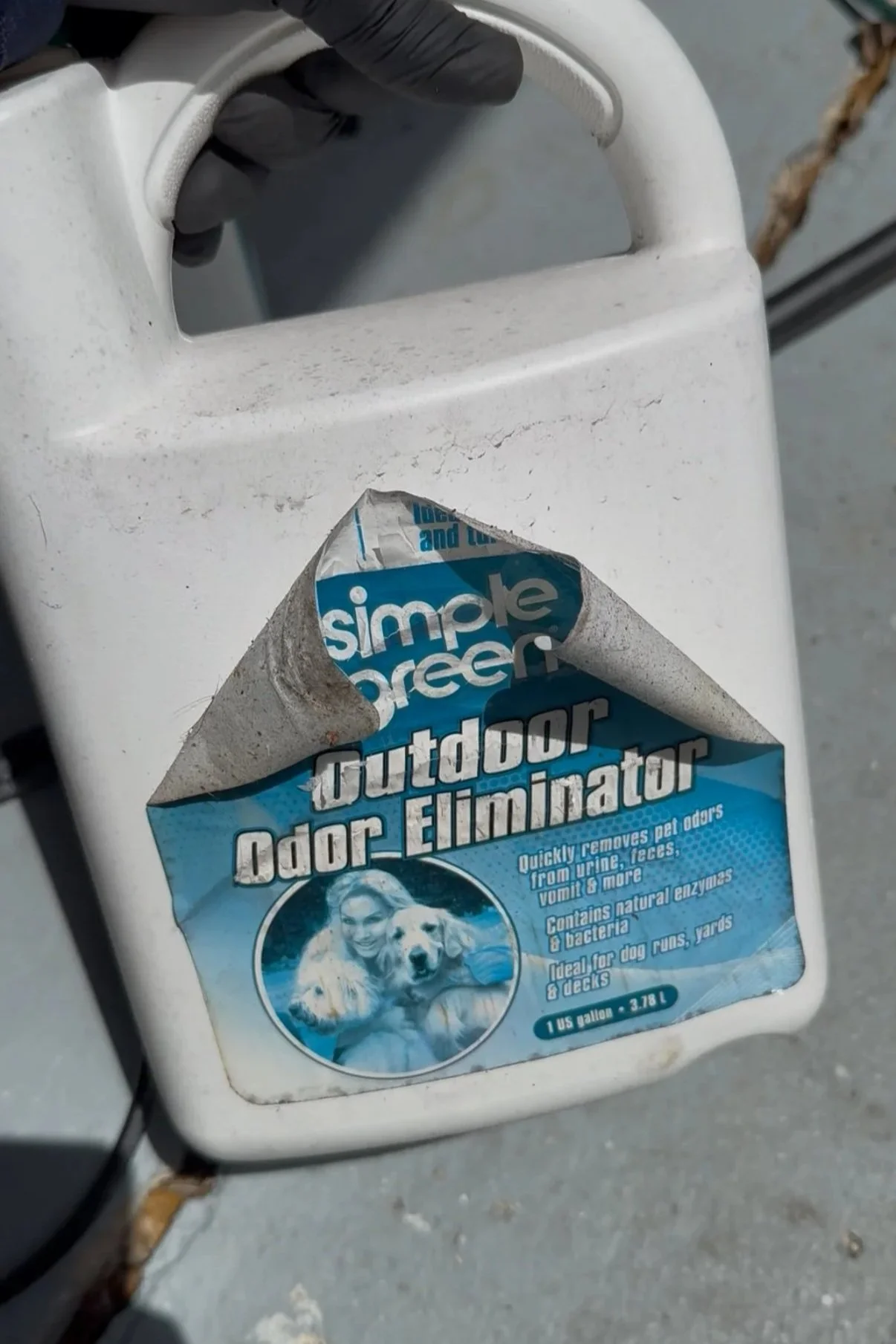 Used Odor Eliminator product for artificial turf cleaning pet odor removal