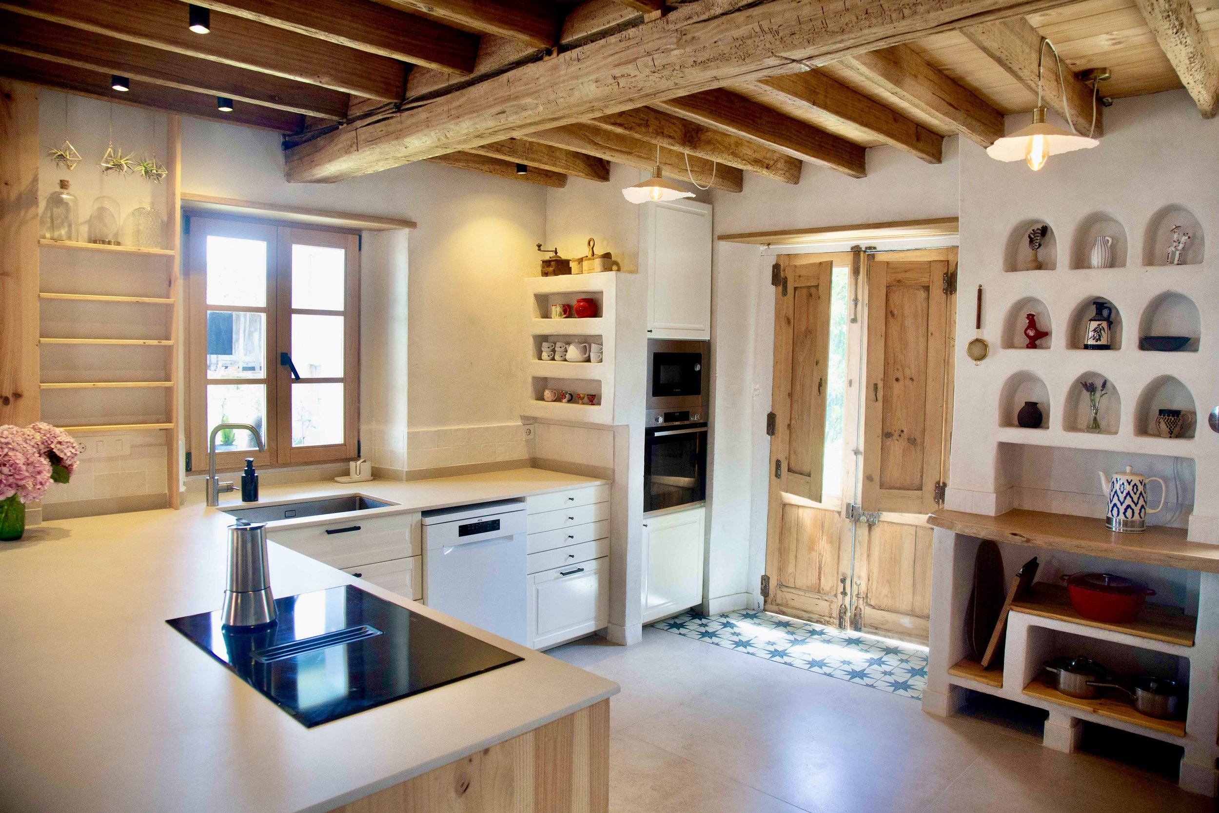 Casona-Azul_Kitchen_6171-Edit.jpg