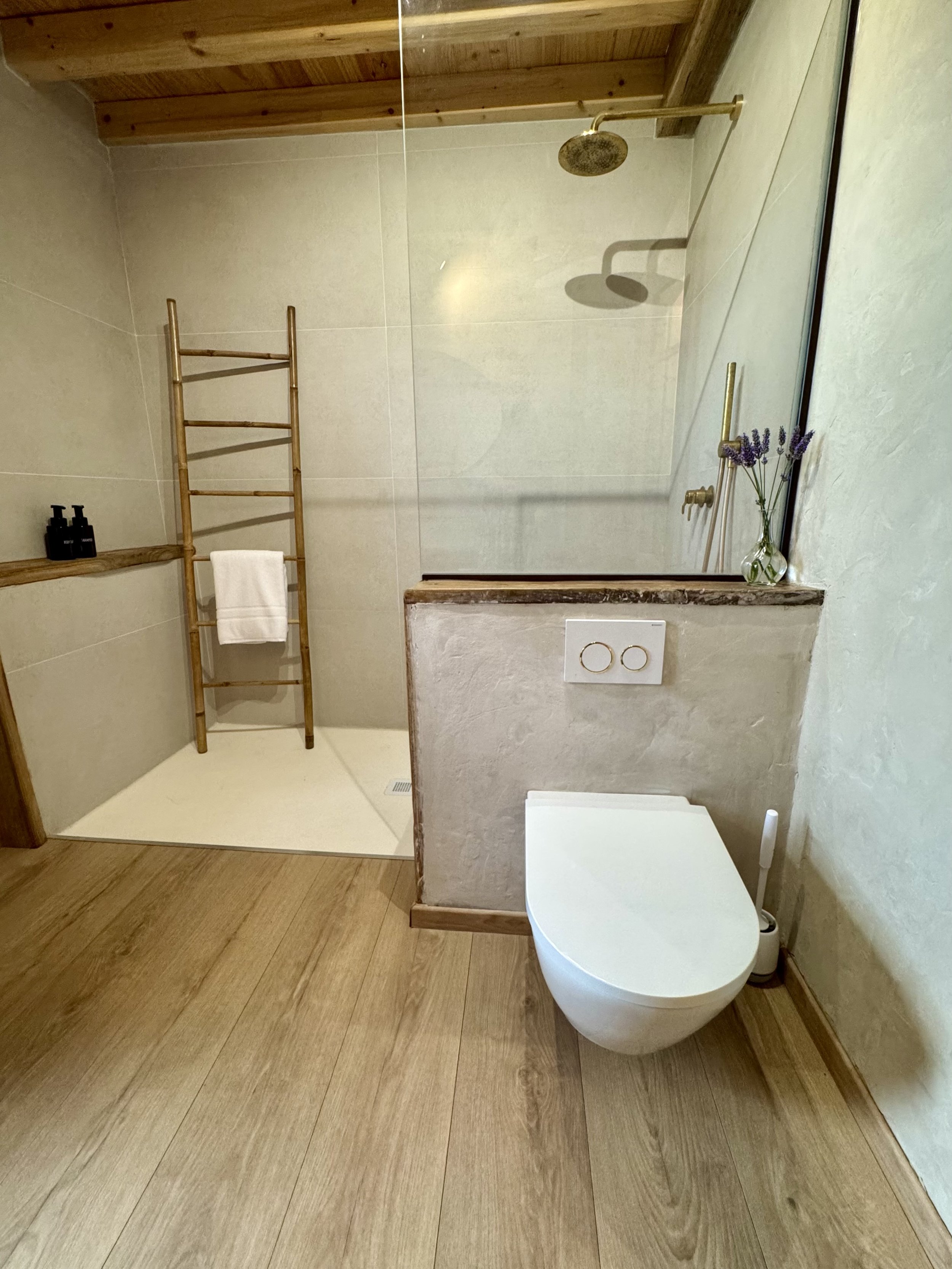 Bath_Casona-Azul-llue_IMG_3663.jpeg