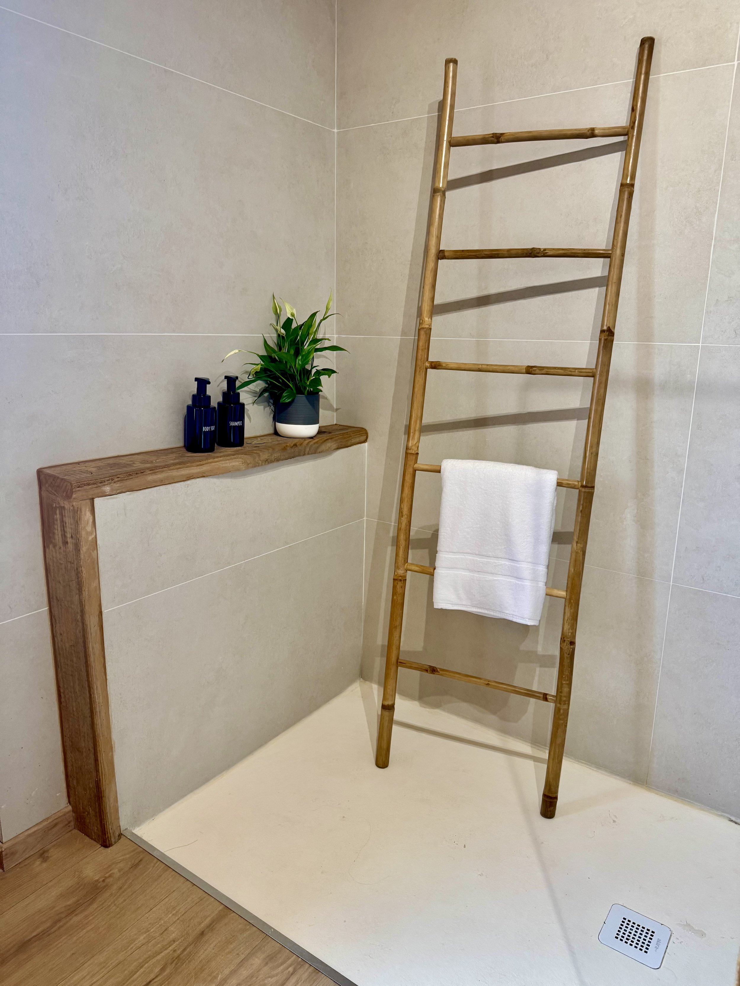 Bath_Casona-Azul-llue_IMG_3693.jpeg