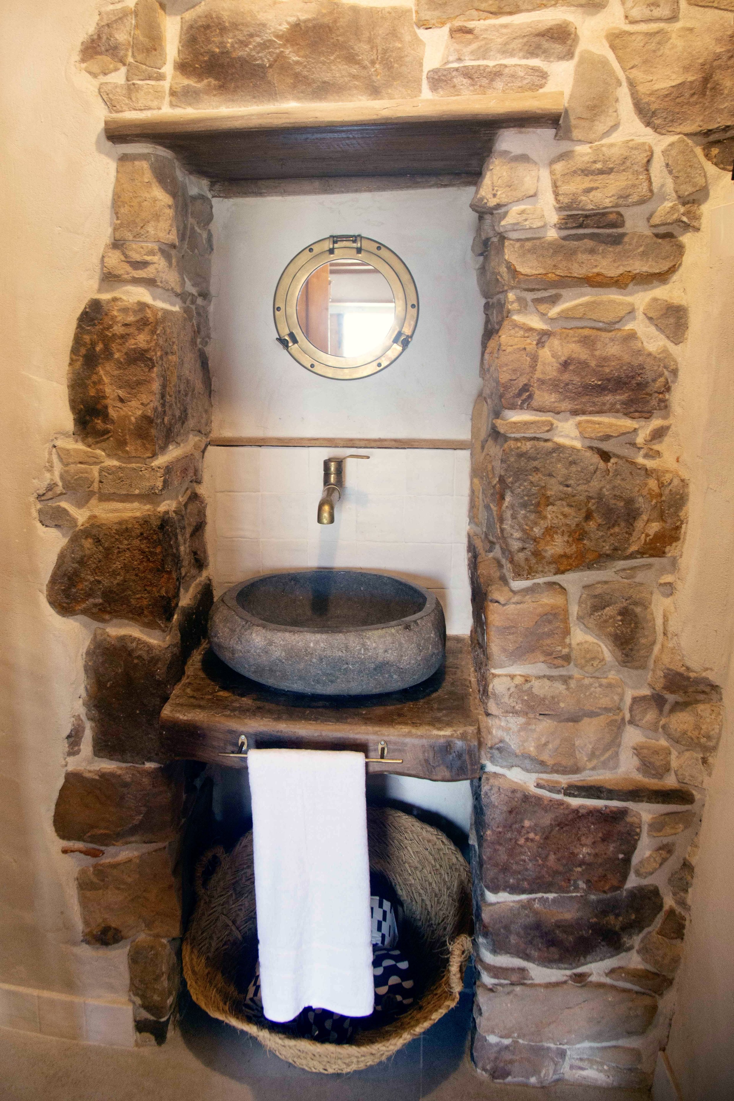 sm-bath_Casona-Azul-llue_6260-Edit.jpg