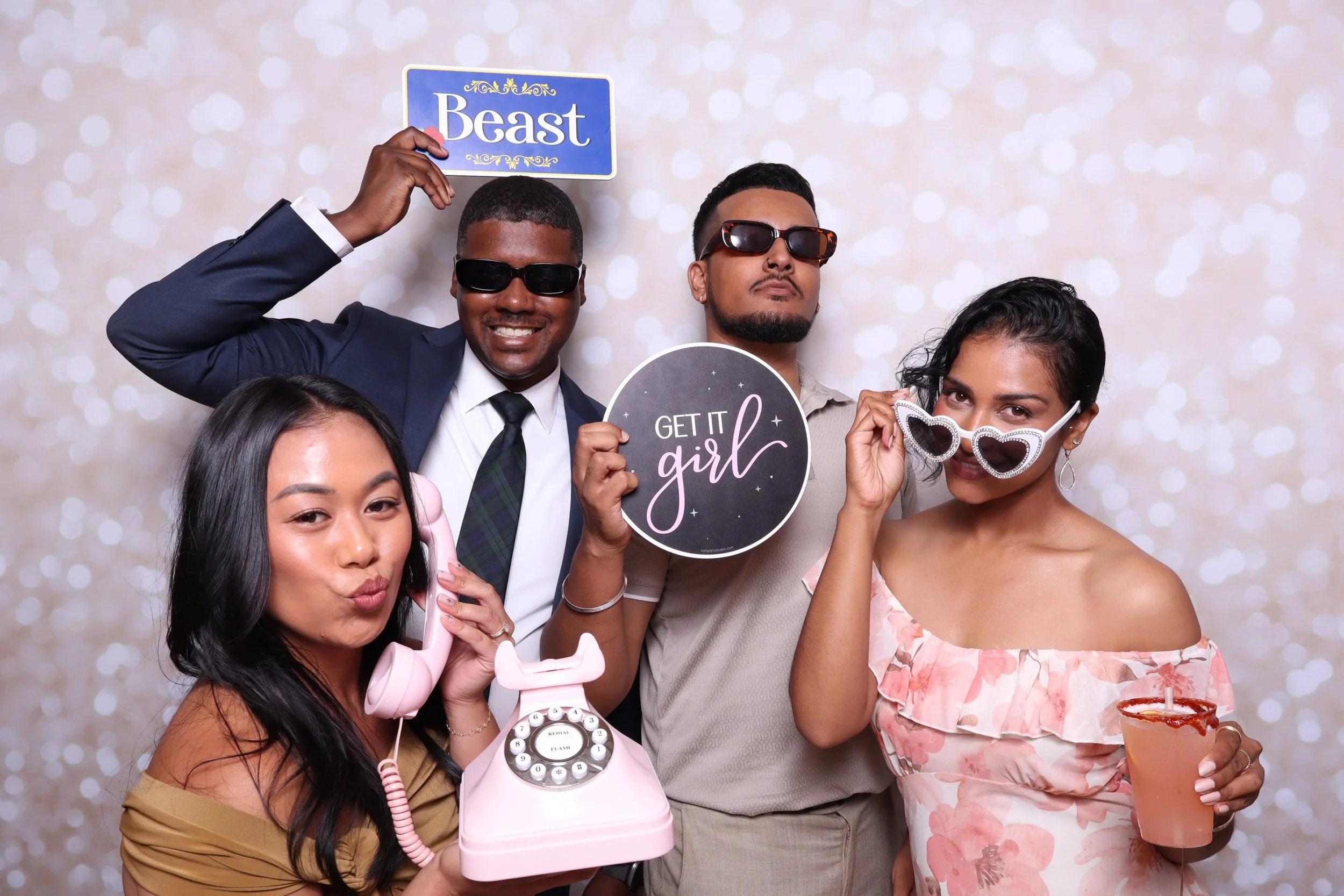 Introducing one our newest backdrops! &ldquo;Glitter&rdquo;✨ We&rsquo;re absolutely in love with how Glitter made its debut, adding the perfect touch of shimmer and sophistication to this beautiful celebration. 🫧

#photoboothbackdrop #bayareaevents 