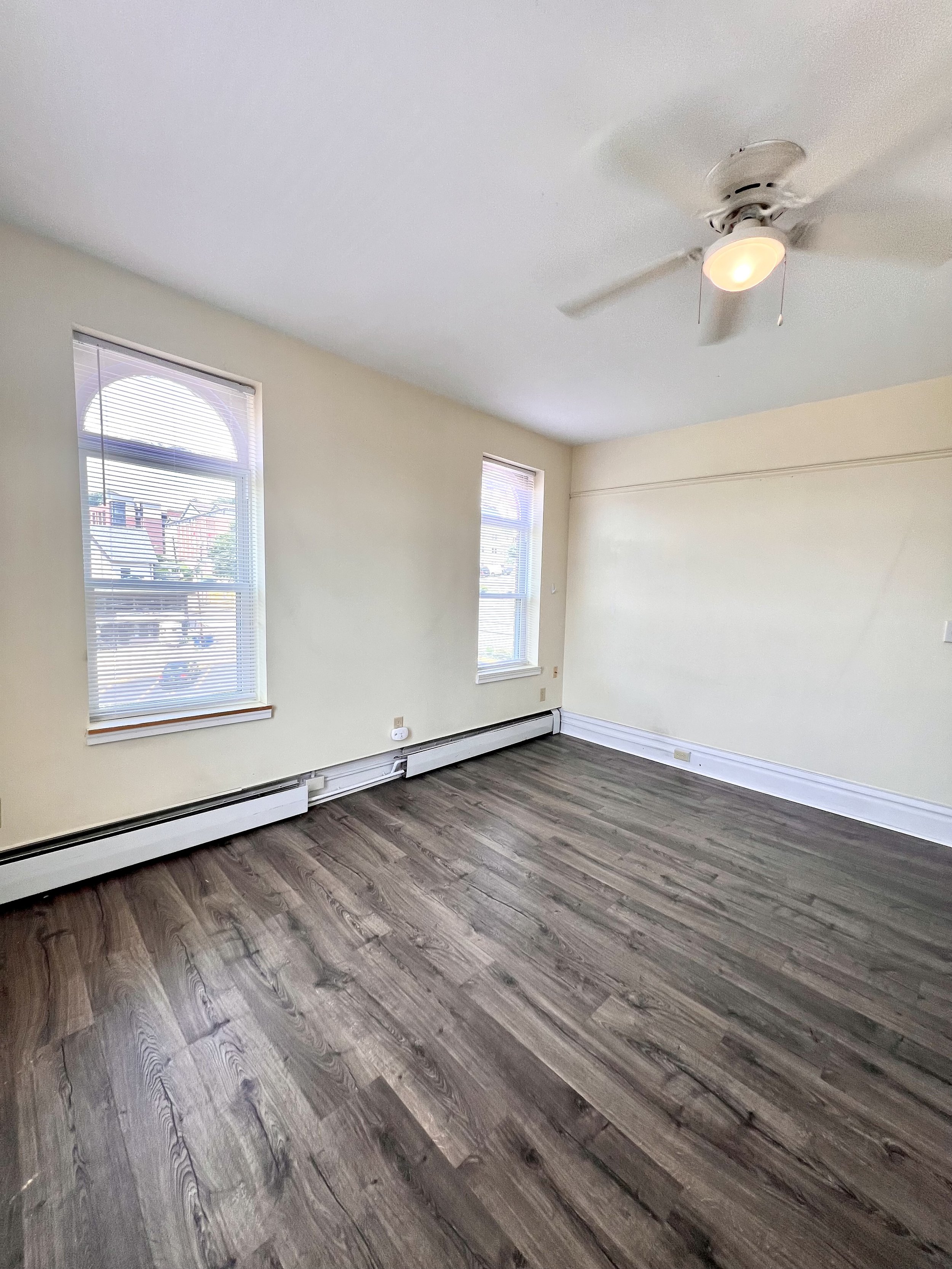 2009 Univ. Ave. Apt. #3