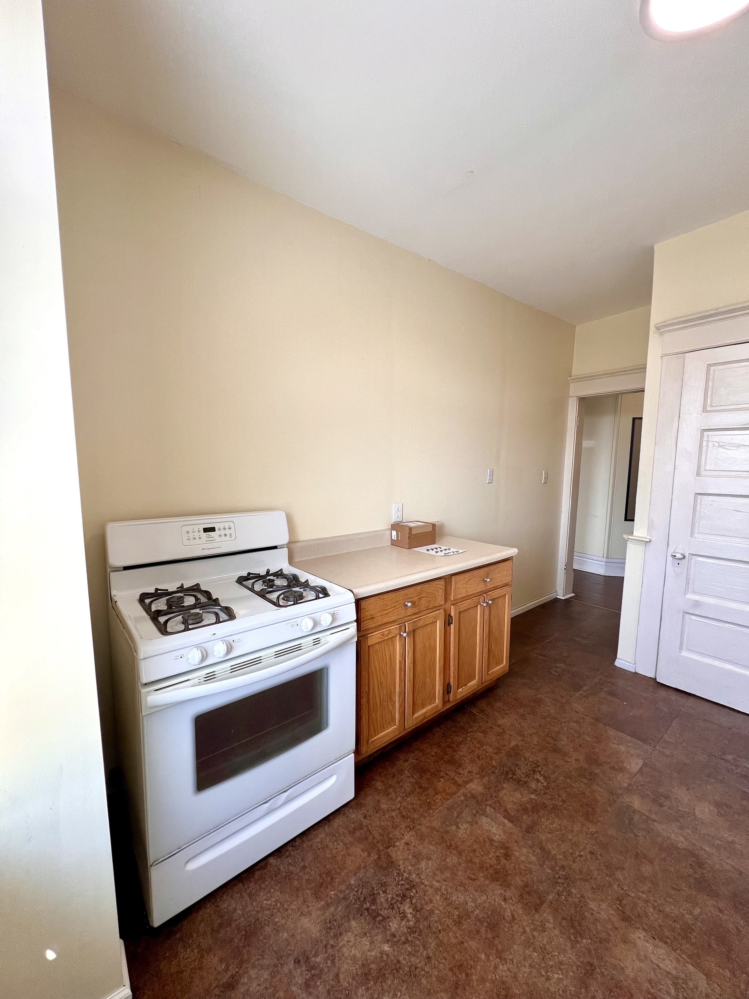 2009 Univ. Ave. Apt. #3