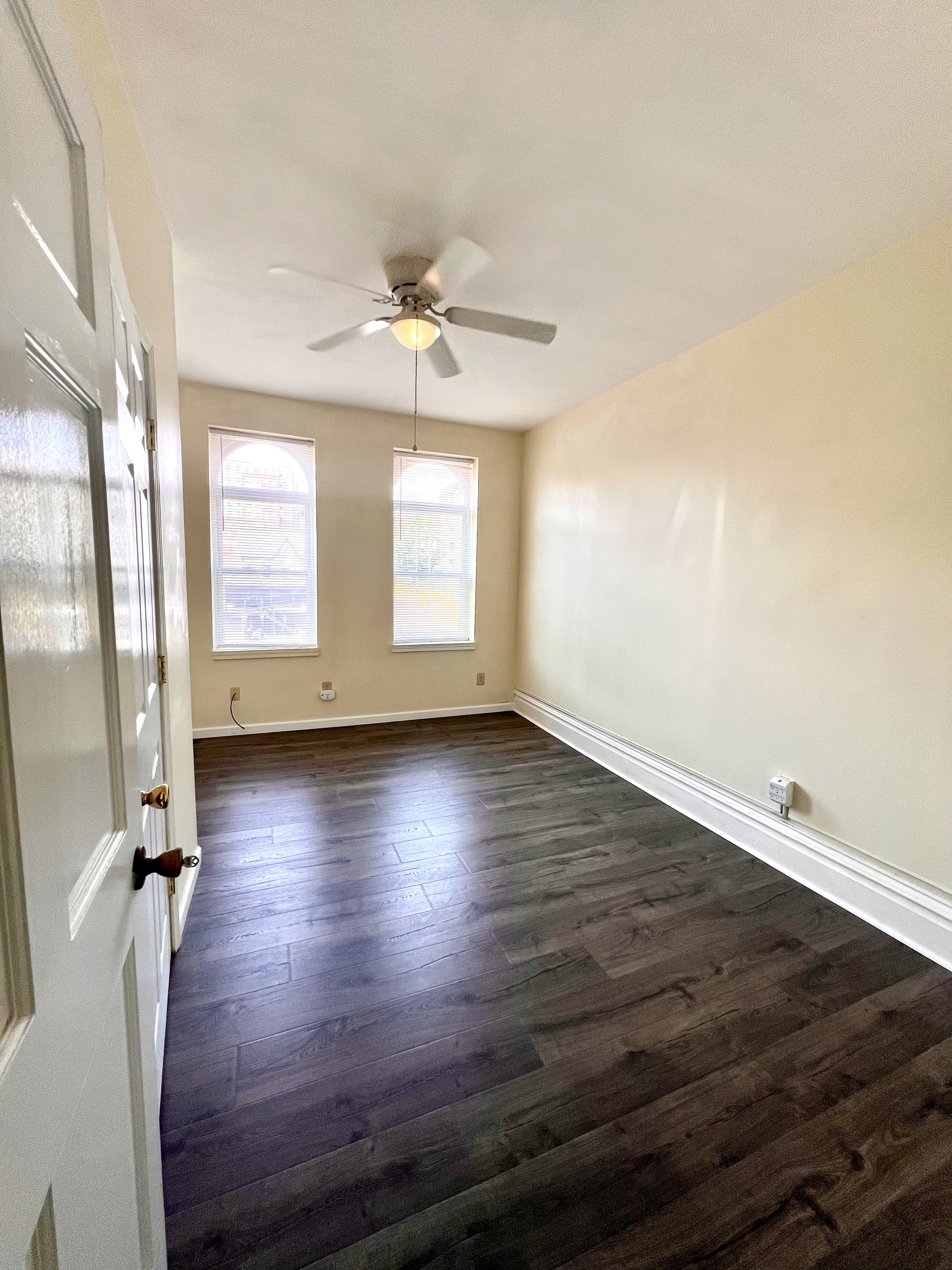 2009 Univ. Ave. Apt. #3