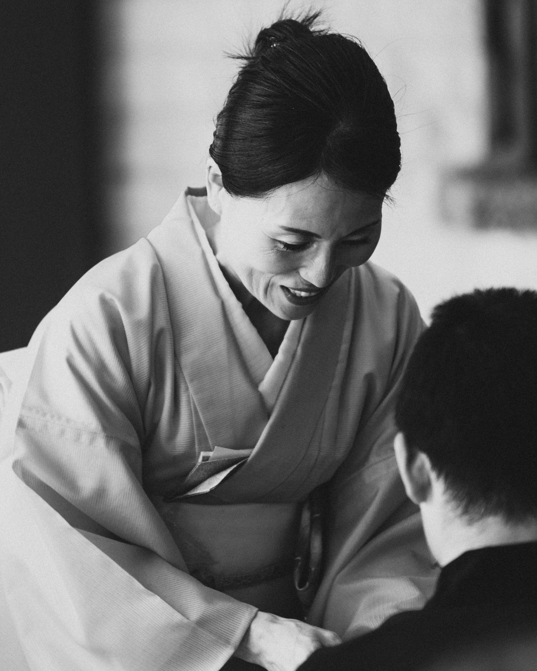 Hospitality is an art form, and she is a master. 🎨✨⁠
With a bow, a smile, and a warm cup&mdash;she paints peace into the moment.⁠
⁠
#JapaneseTeaCeremony #Omotenashi #TraditionAndGrace #TeaMaster #KimonoBeauty #MatchaMoments #PeaceInAPour #CulturalWi