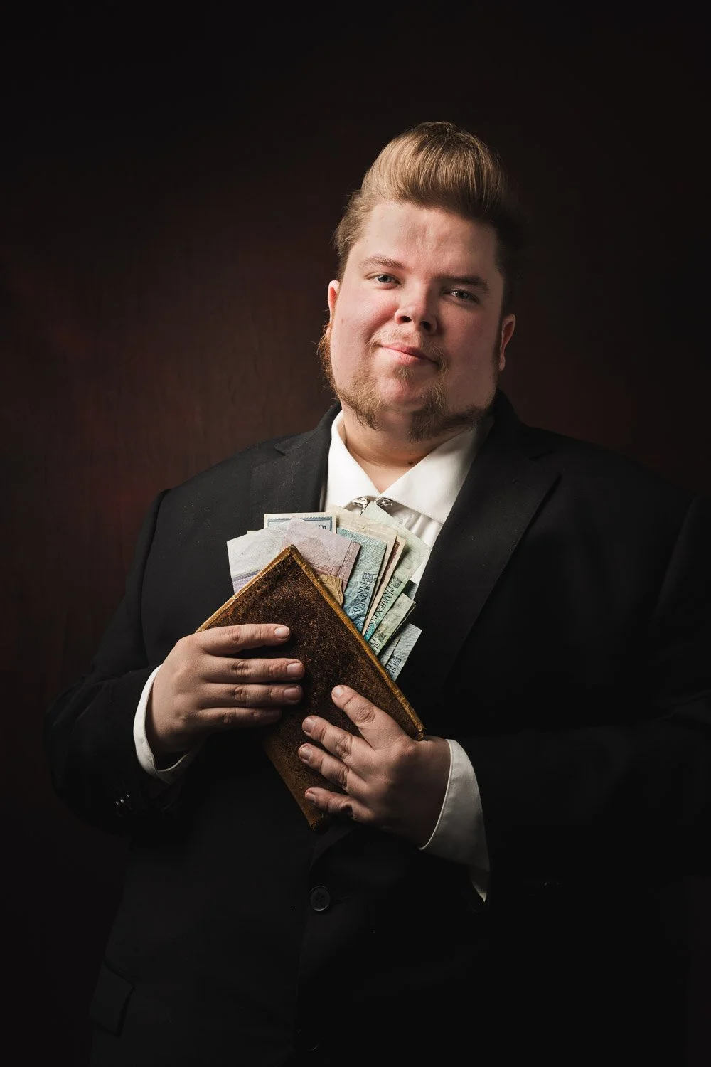 Muotokuva studiossa potretti Oulu (1).jpg