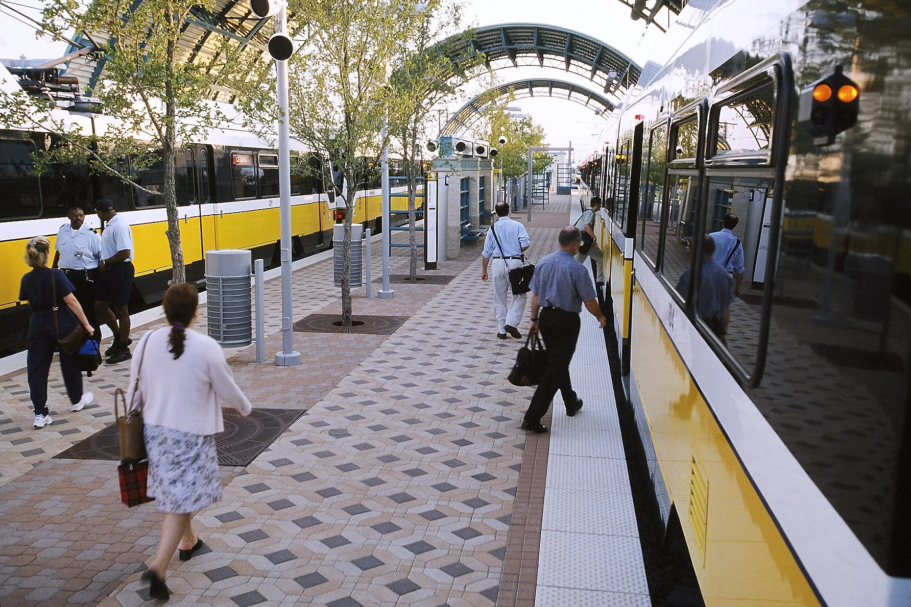 Red and Blue Platform LRT.jpg