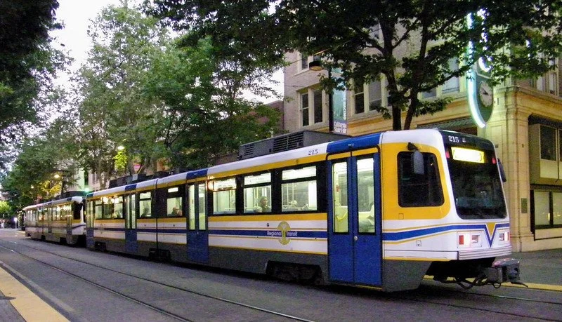 SAC Regional Transit Blue Line.jpg