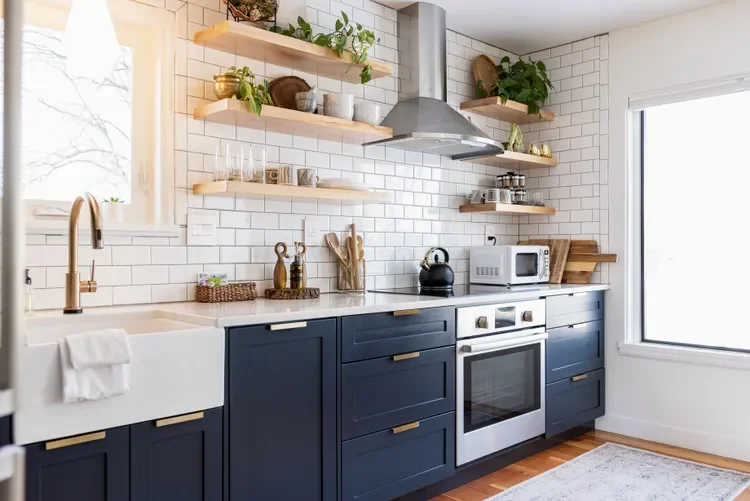 If You're Still Doing This in Your Kitchen, Designers Say It Will Always Look Cluttered