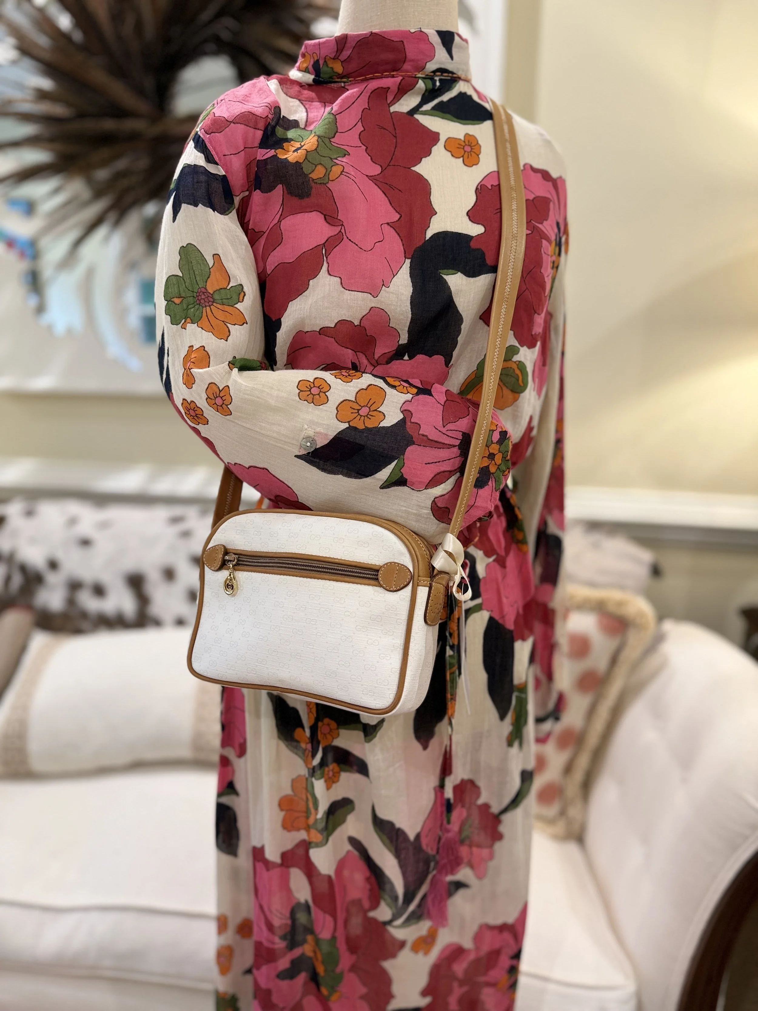 Vintage Gucci White Monogram Canvas Crossbody Bag – Coastal Quiet Luxury