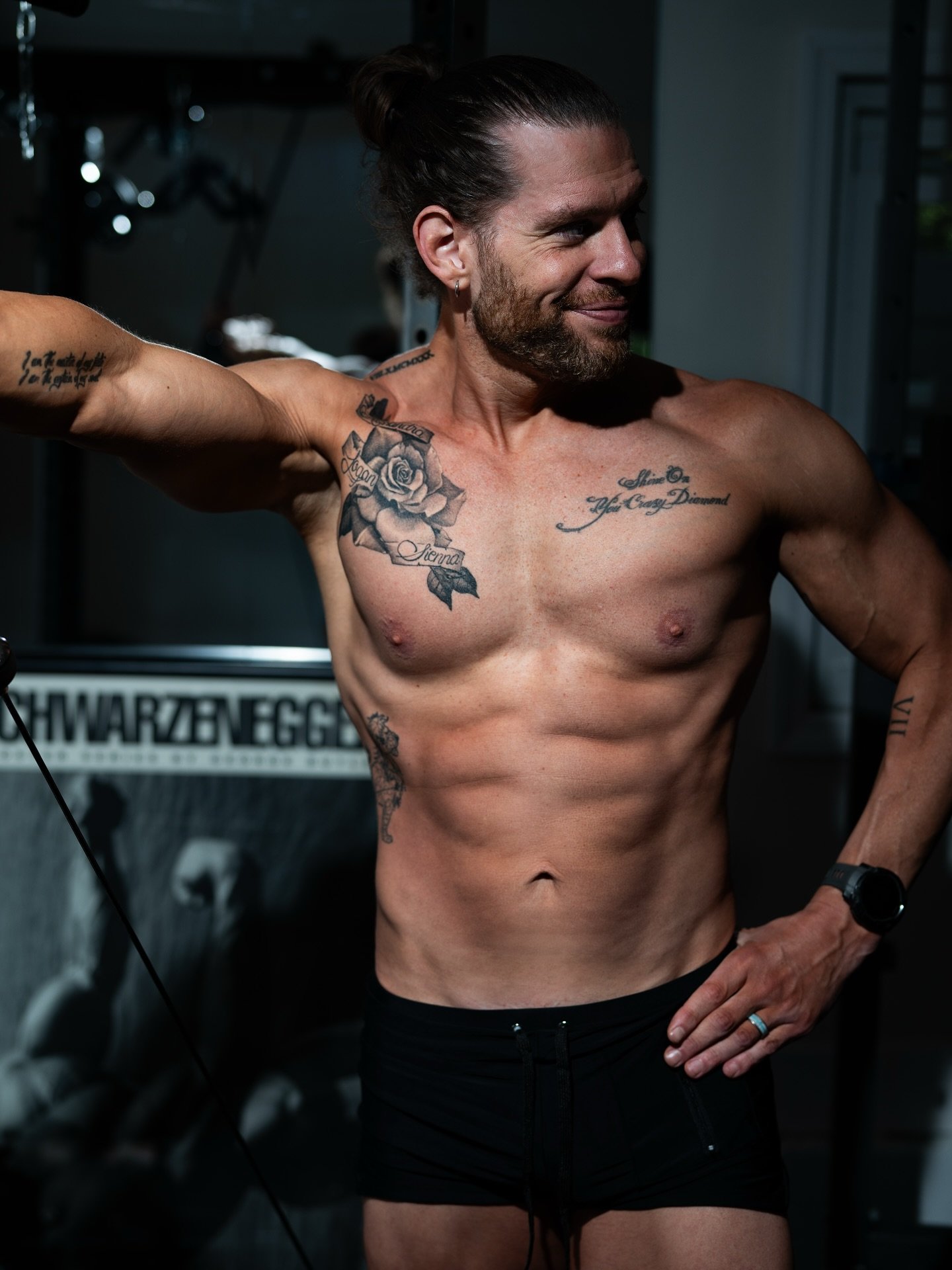Promo shoot day! We&rsquo;re using the Bells Of Steel All in One Trainer in the photos.. If you&rsquo;re still piecing together a home gym with random gear&hellip; stop scrolling, it&rsquo;s really that good. 
It&rsquo;s replacing a ton of my gym equ