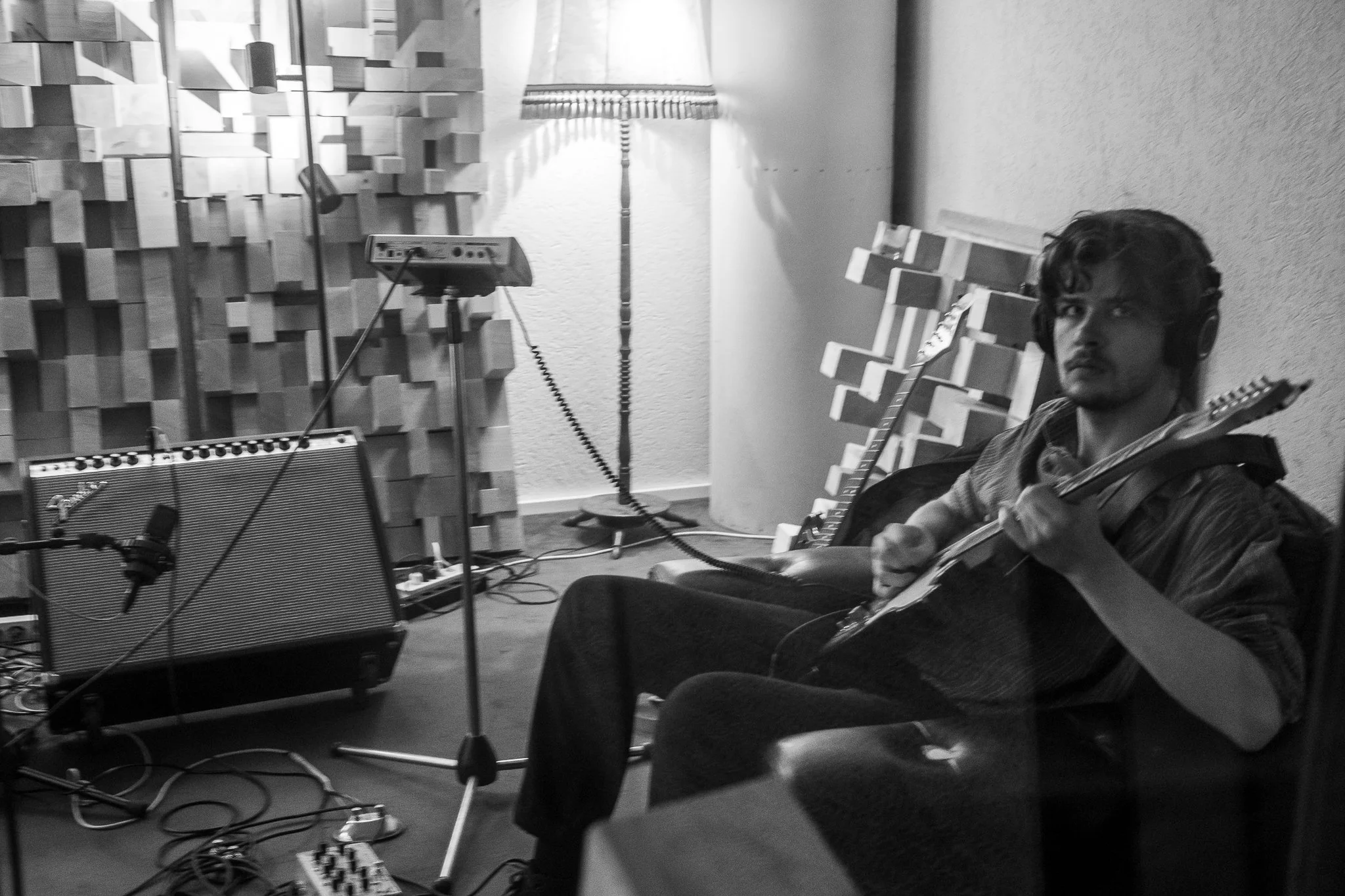 Recording the EP at Studio De La Fonderie [pic by Raquel Dias]