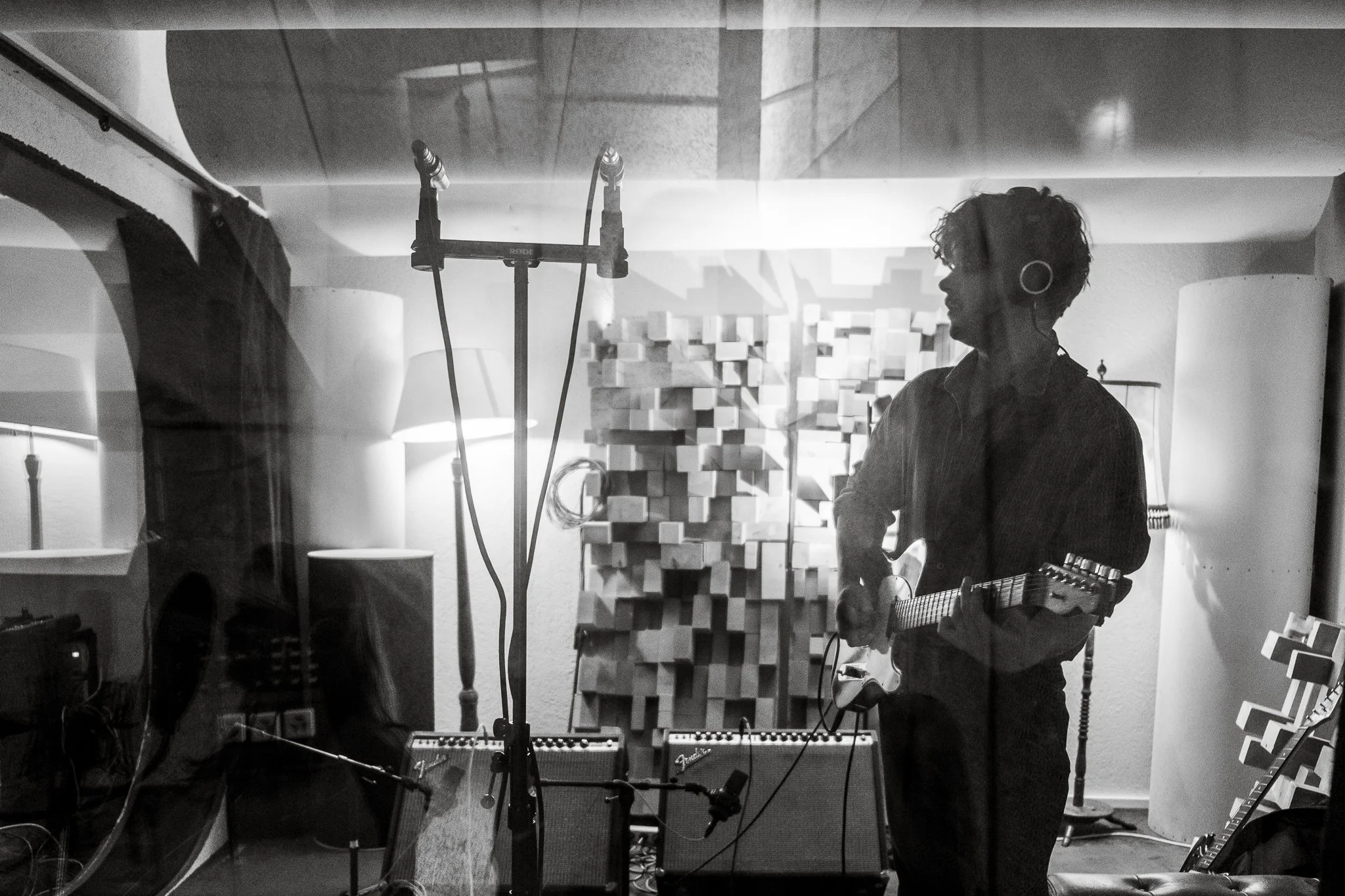 Recording the EP at Studio De La Fonderie [pic by Raquel Dias]