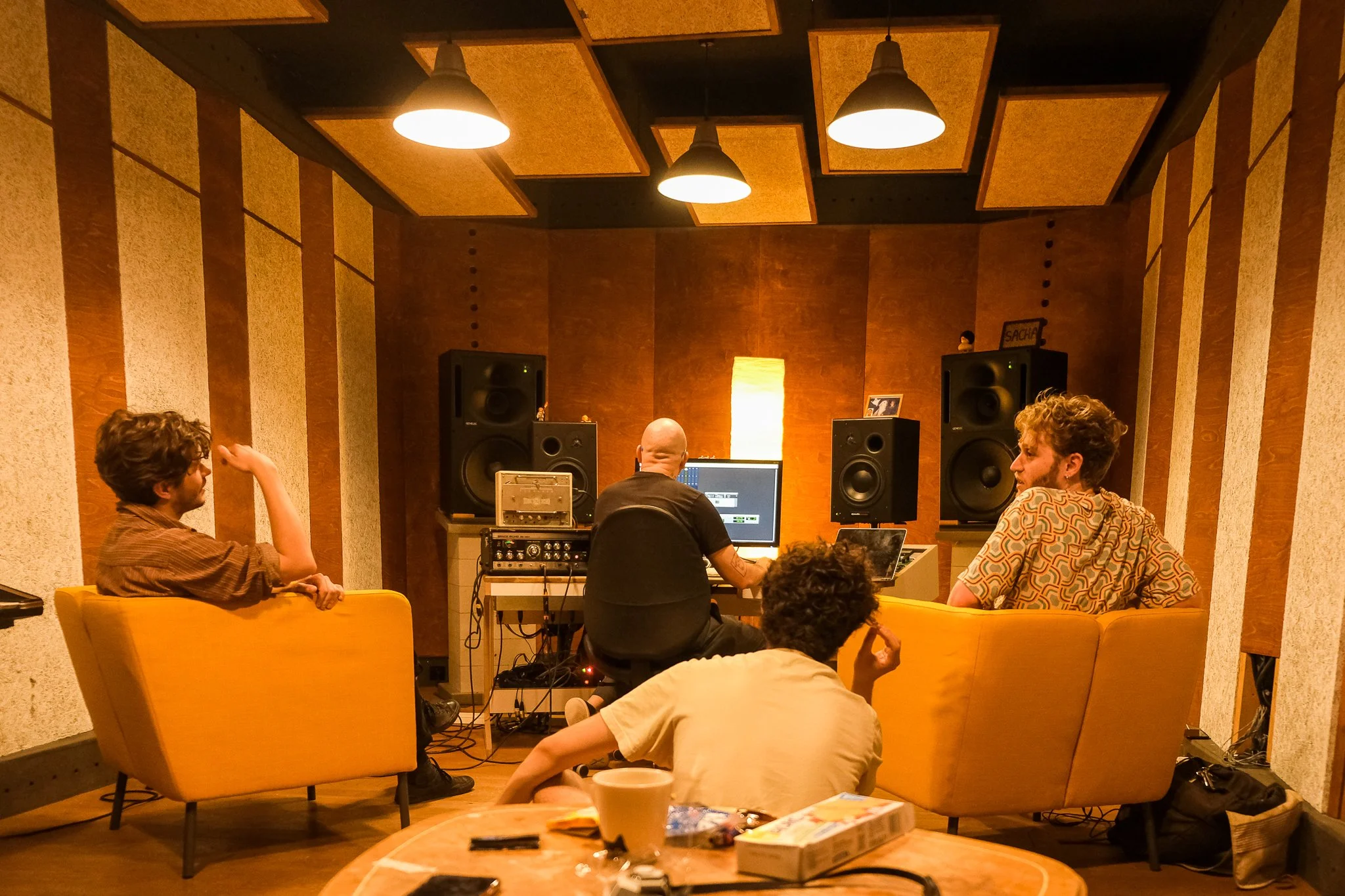 Recording the EP at Studio De La Fonderie [pic by Raquel Dias]