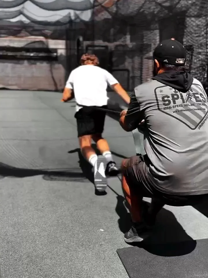 💥CANT MISS EVENT💥
Iron Spikes Summer Training 
2 Hrs/day 4 days/ week
4 weeks
🏋🏾&zwj;♂️🏃&zwj;♂️⚾️
Strength Training 
Rotational Training 
Speed/Agility Training
Overload/ Underload Hit training 
Tracked progress across multiple metrics

Session 