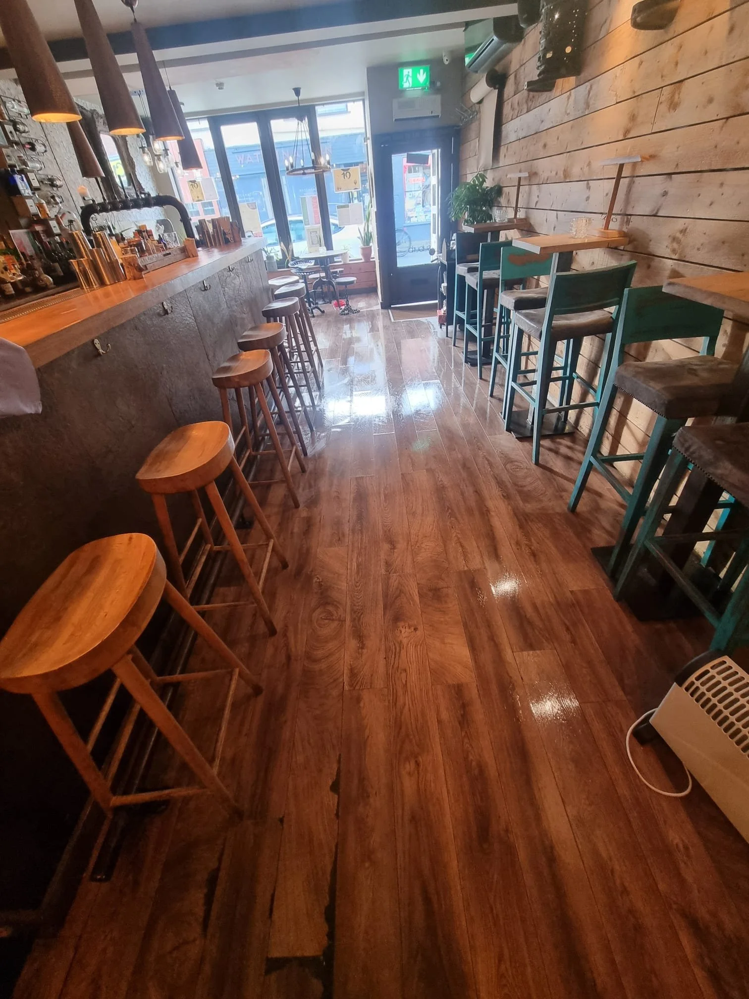 Gallery 010.jpg