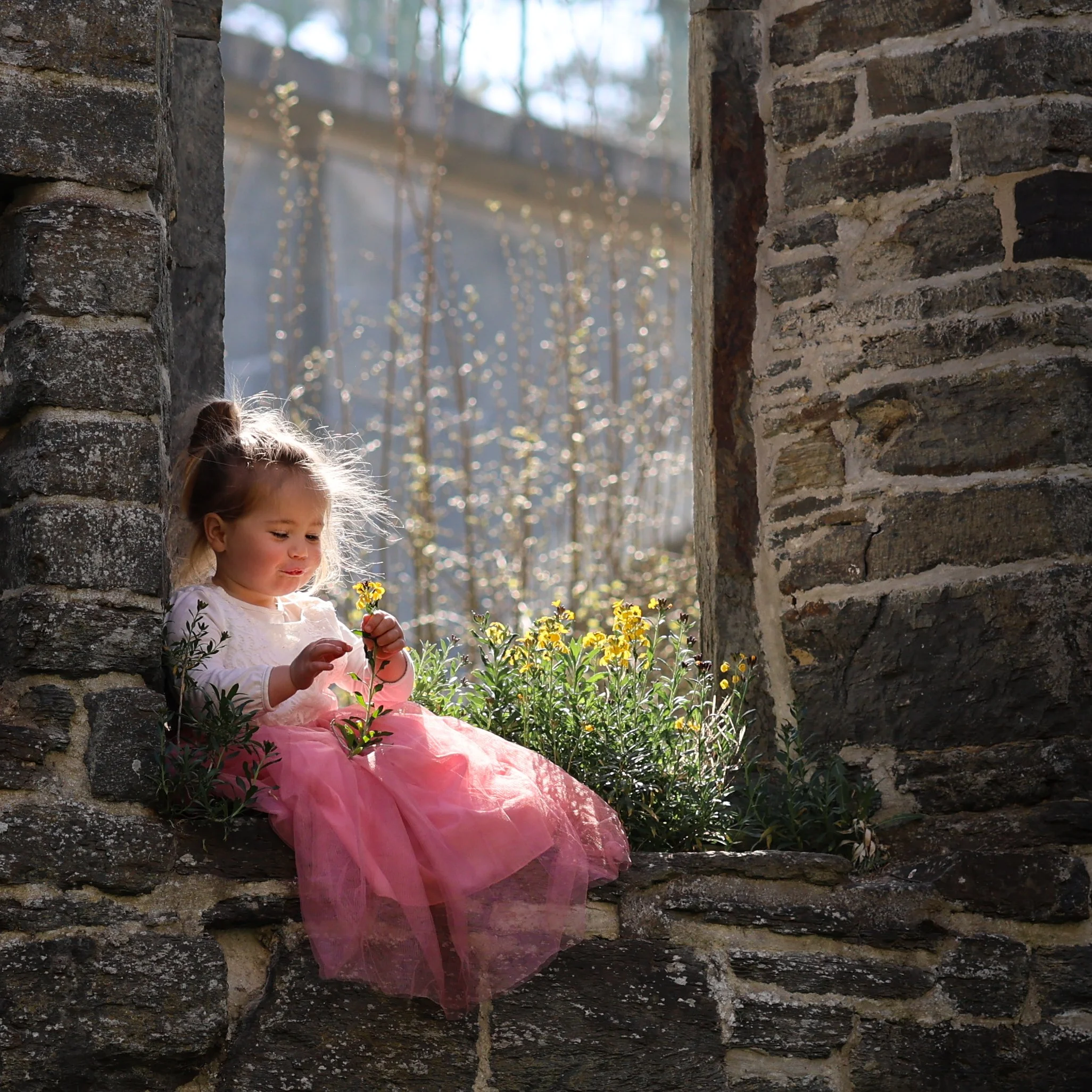 kinderfotografie-prinses-met-bloempje.jpg