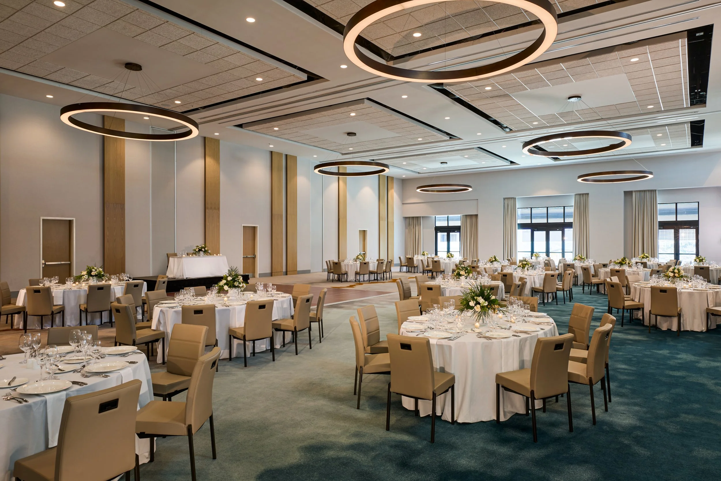 043_Social_Dinner_Grand_Ballroom_SRQPM_11795.jpg