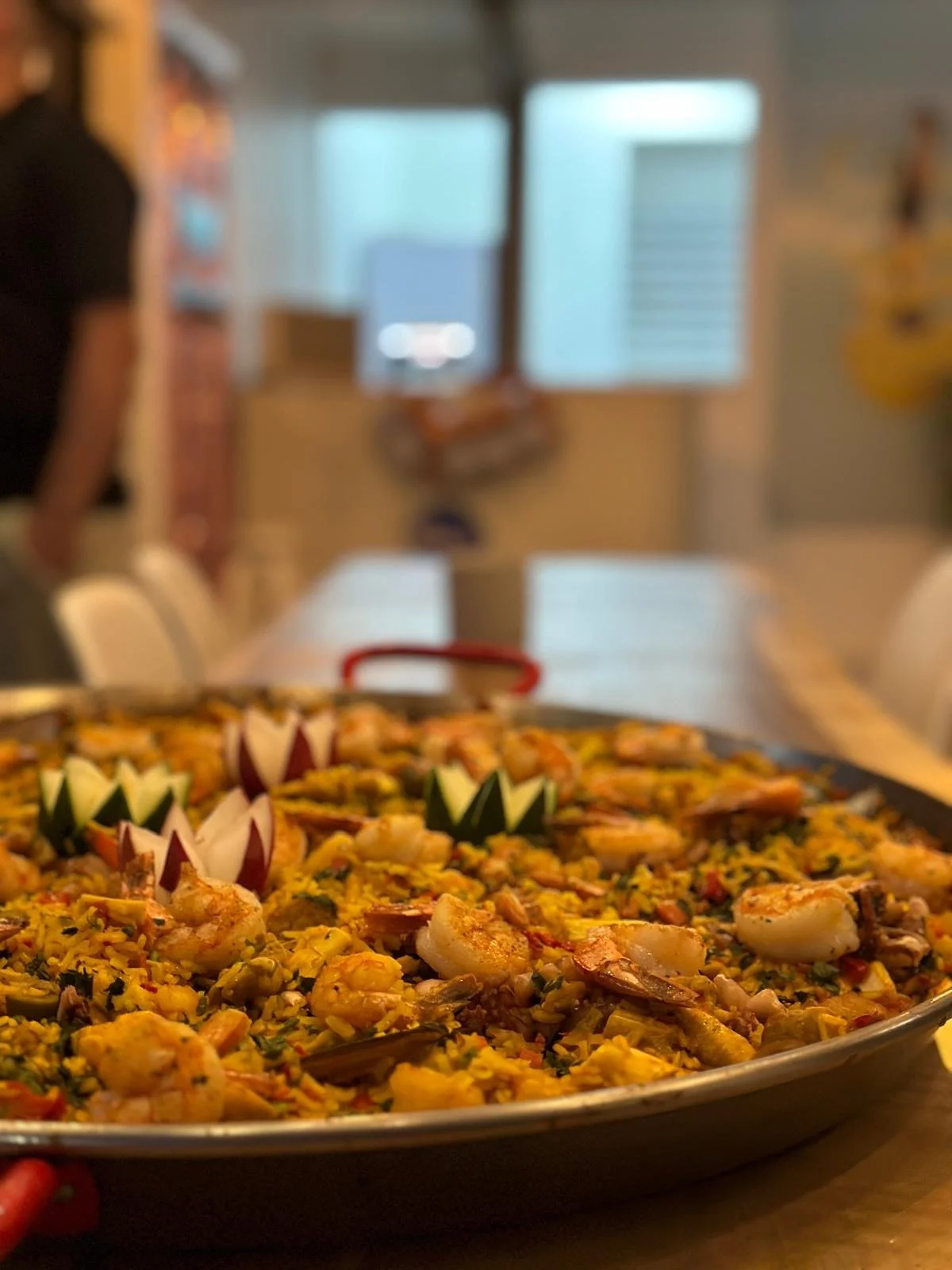 Paella, Bitters &amp; friends. &iquest;Ya dije paella? 🥘 Wow no tenemos palabras para explicarla&hellip; Nuestro primer evento privado ✅ &iexcl;YA CASI ABRIMOS!
