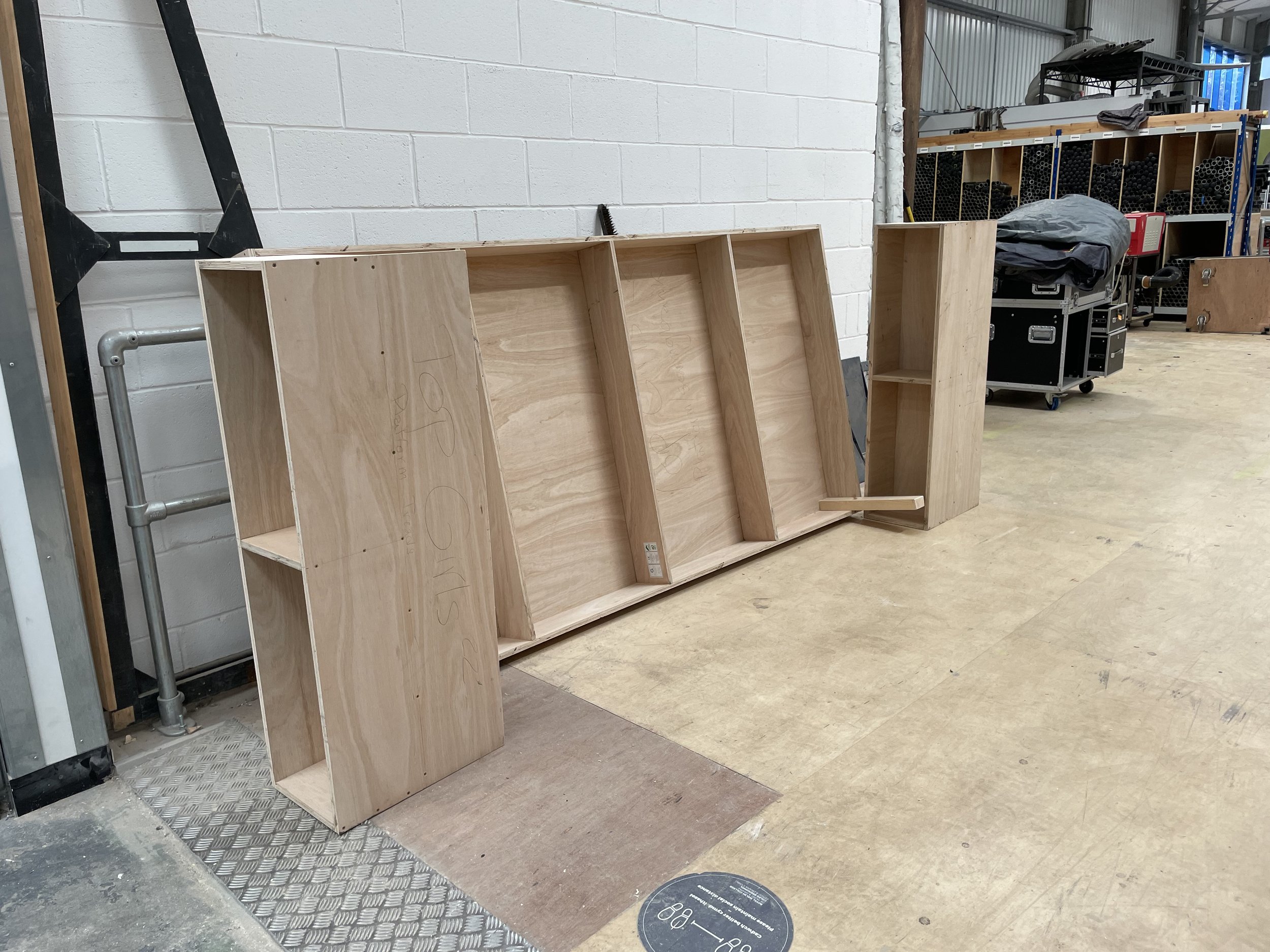 Miscellaneous Theatre - Fabricator & Carpenter