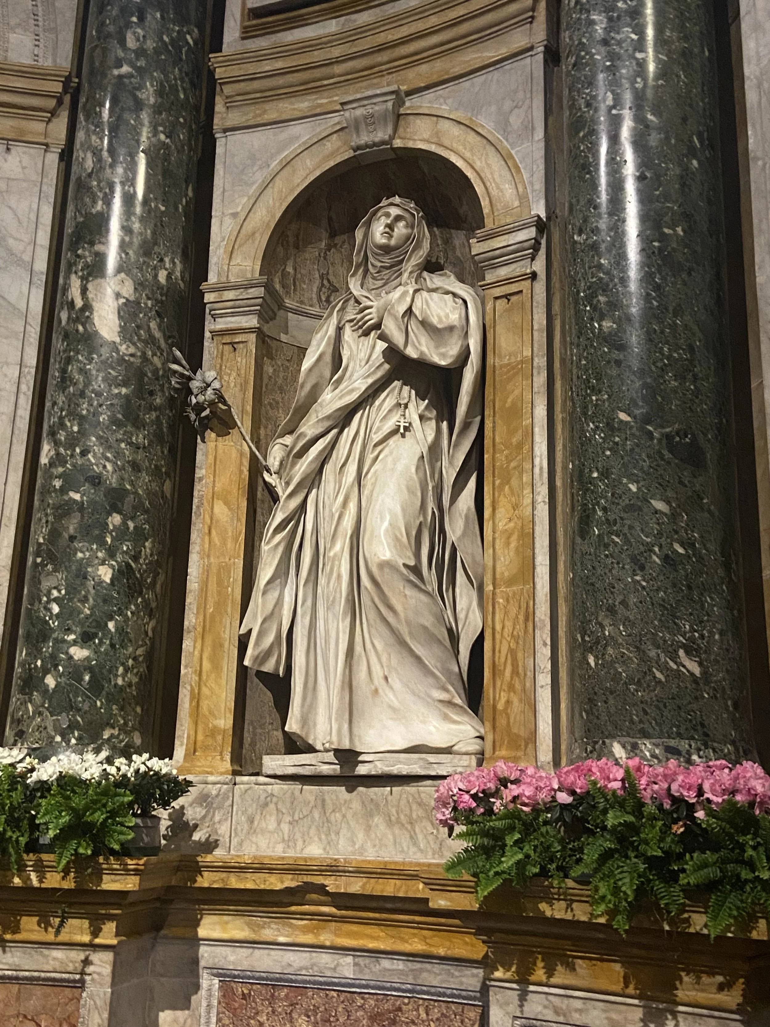 Stone Cathrine of Siena.jpg