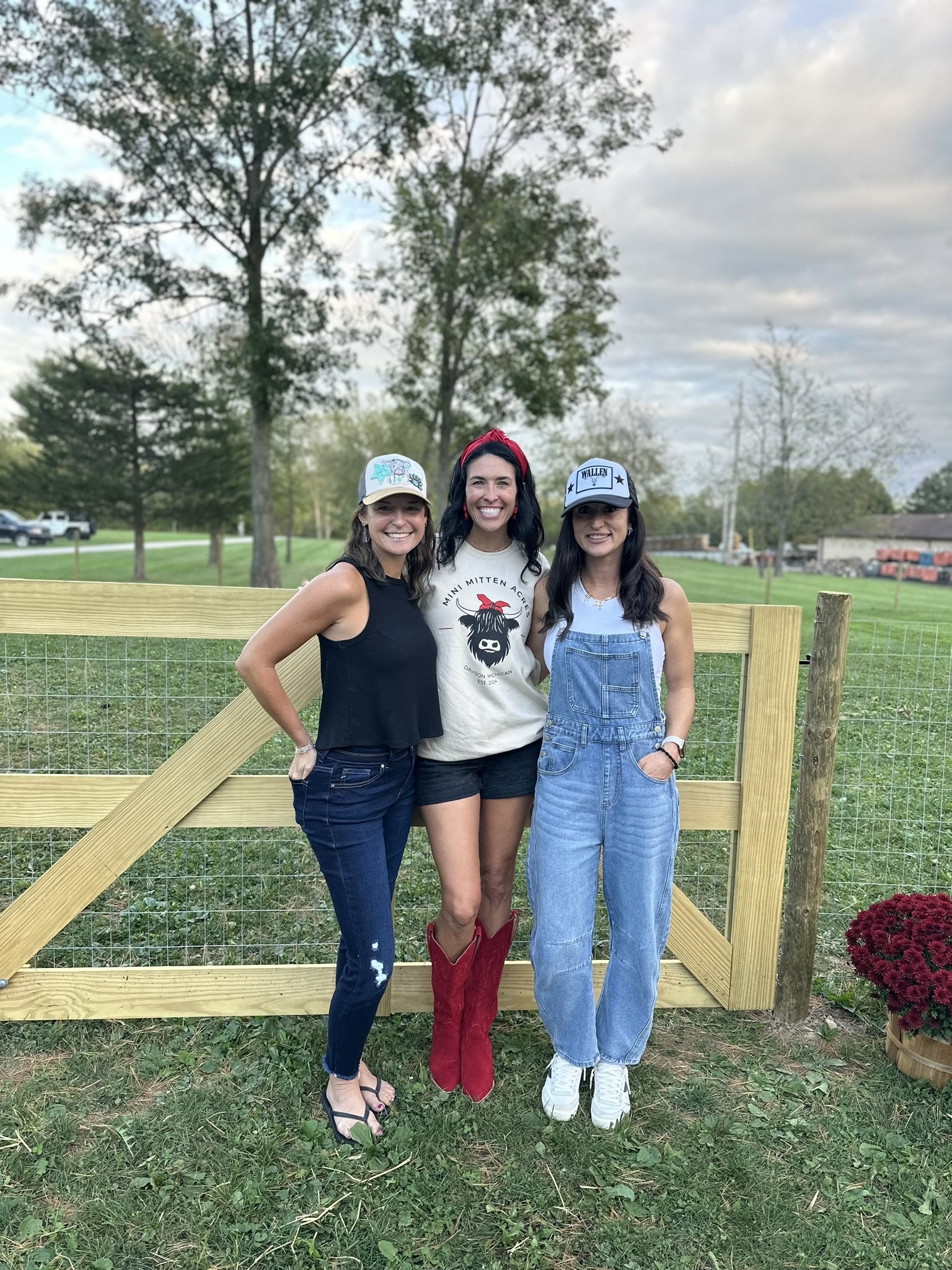 Mini Mitten Acres